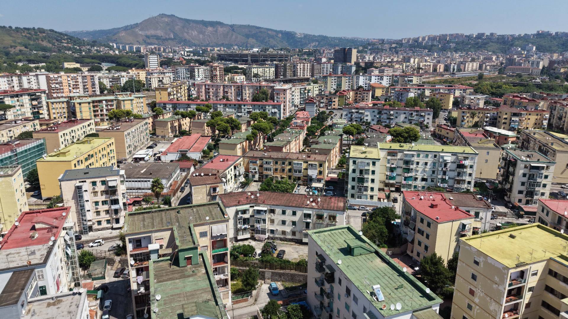 Appartamento in vendita a Napoli, Fuorigrotta
