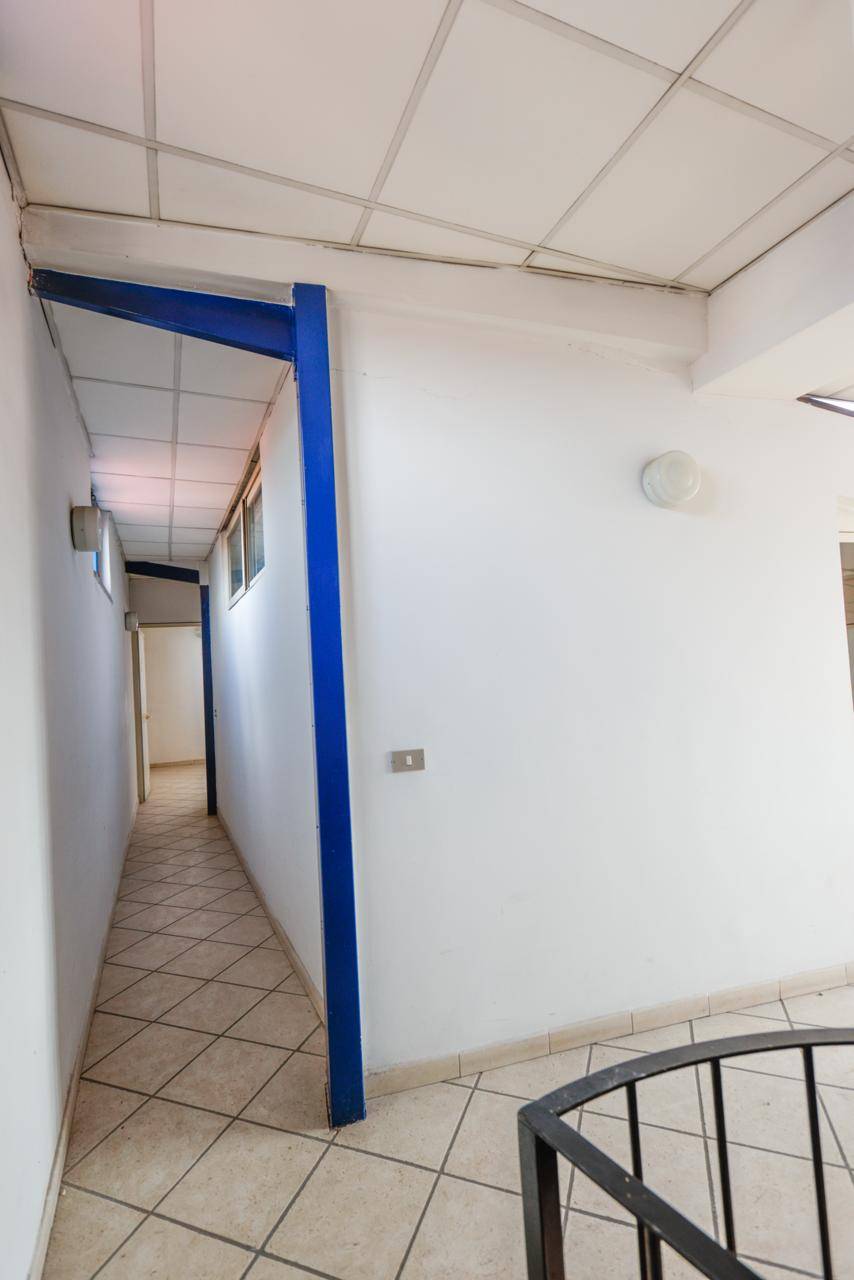 Ufficio in vendita a Casandrino