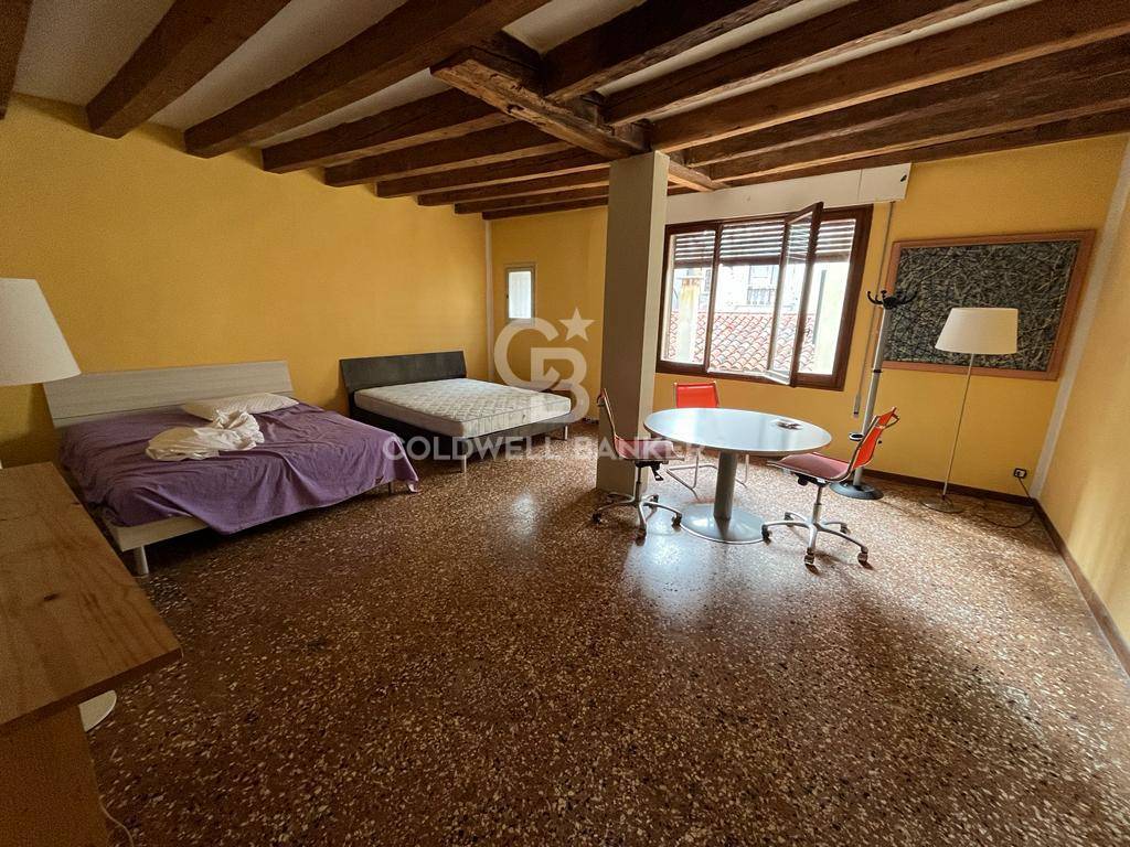 Appartamento in vendita a Venezia, San Polo