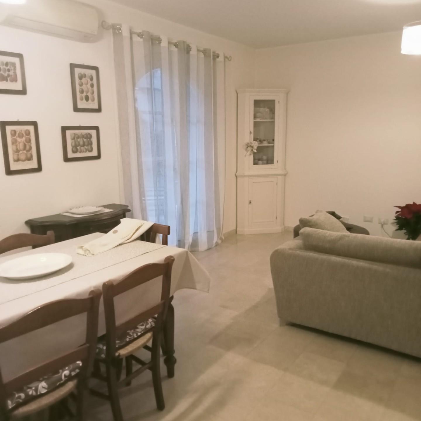 Villa Bifamiliare arredata in affitto, Montignoso cinquale