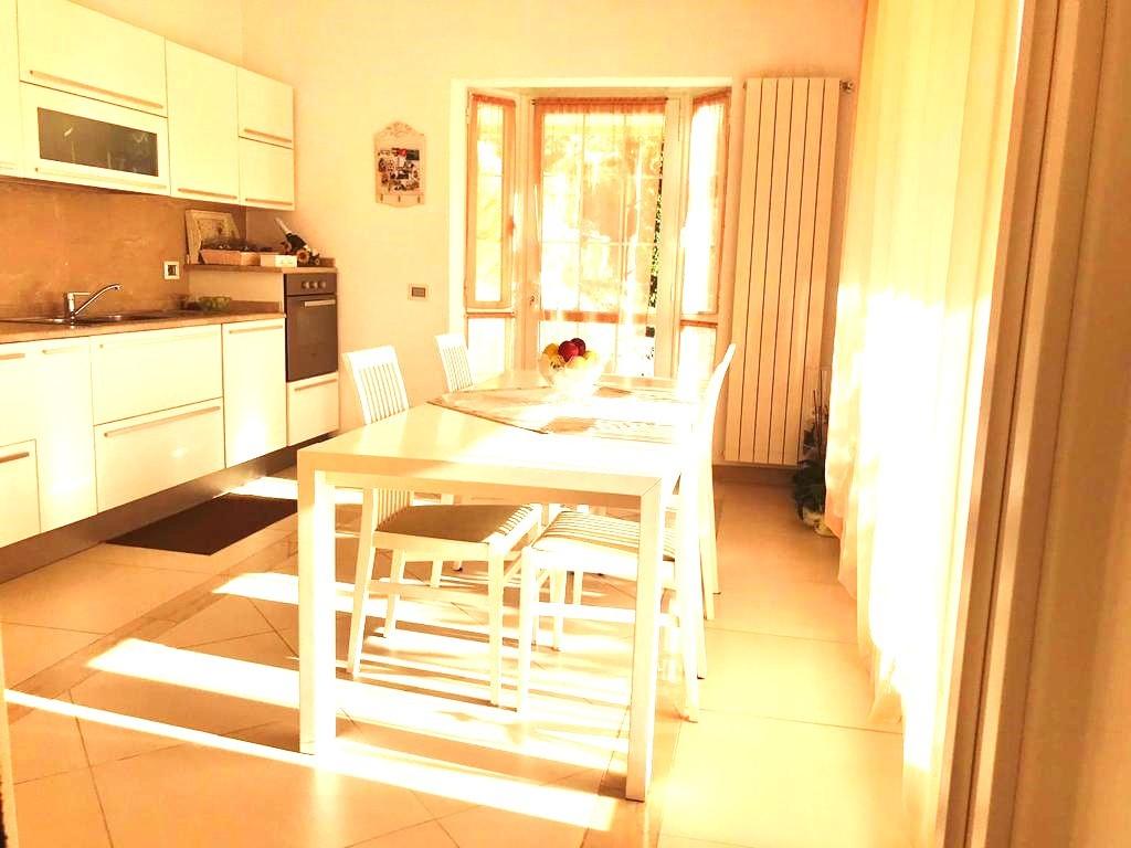 Casa indipendente con giardino, Carrara fossone