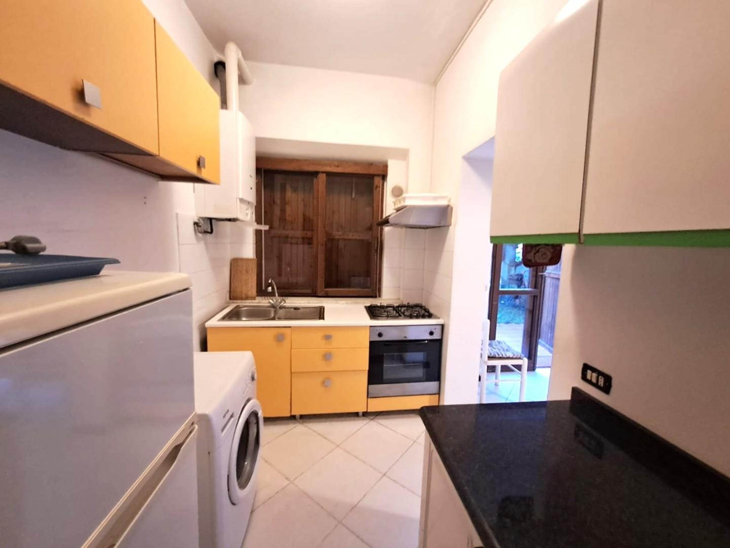 Casa indipendente arredata in affitto, Montignoso cinquale