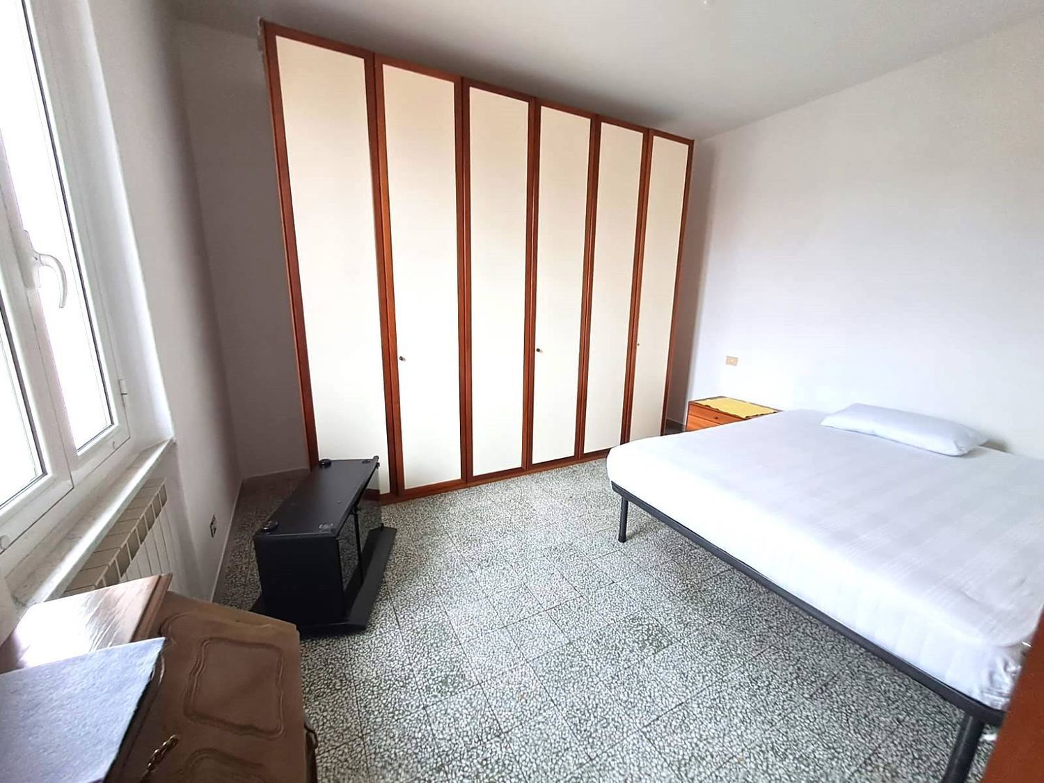 Trilocale arredato in affitto a Carrara