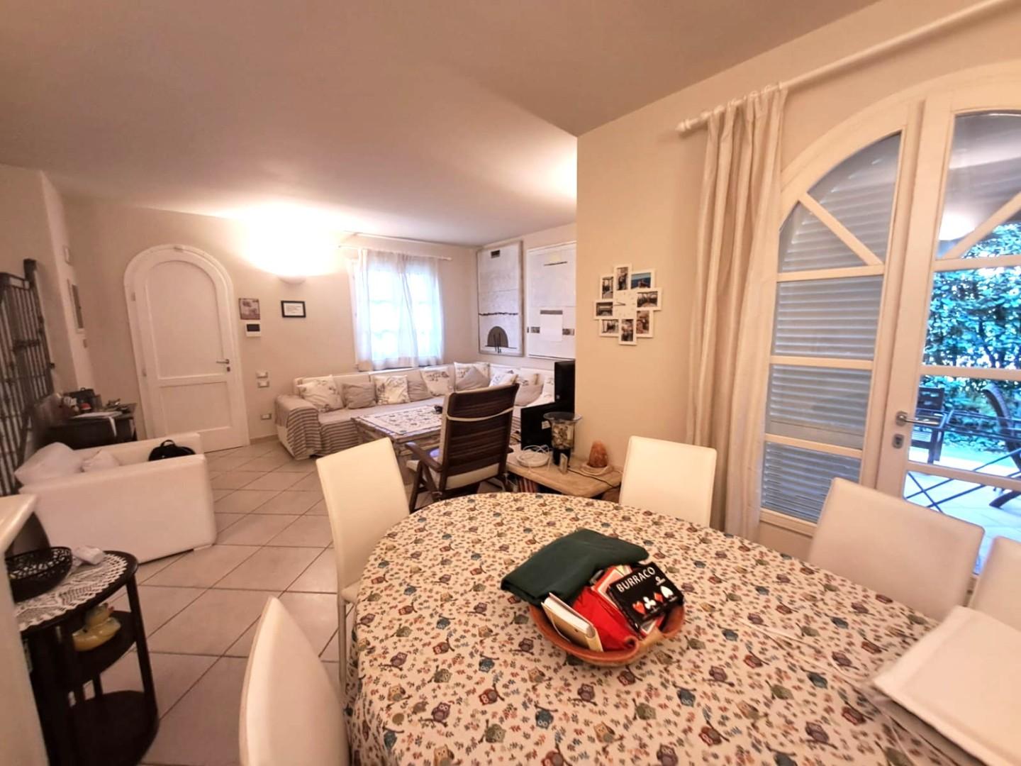 Villa arredata in affitto, Montignoso cinquale