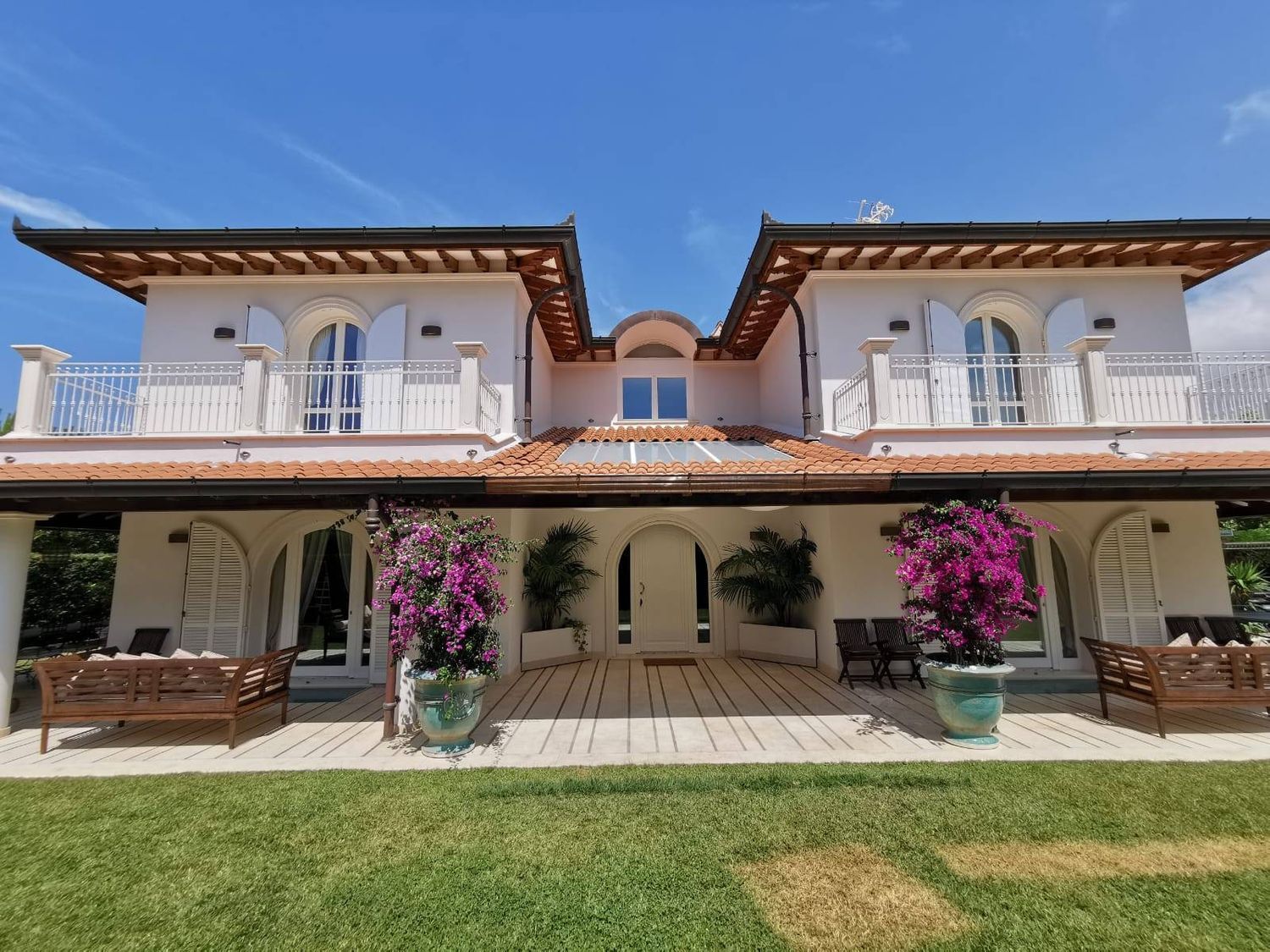 Villa arredata in affitto, Forte dei Marmi vittoria apuana
