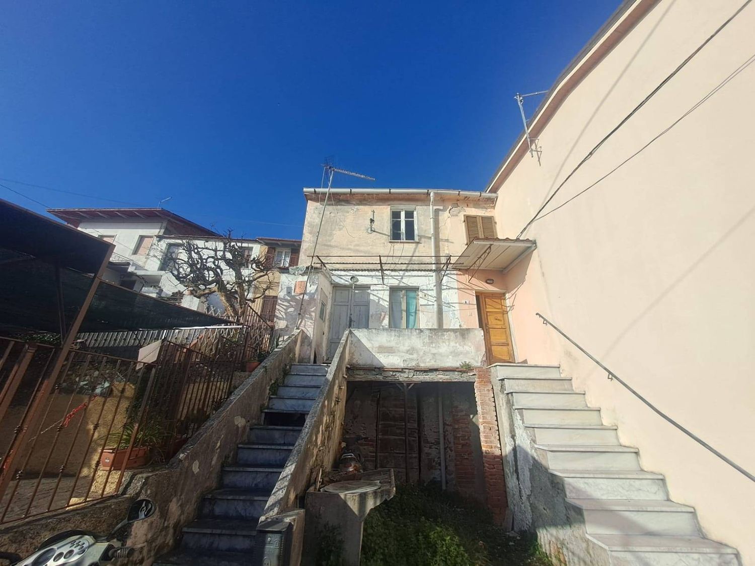 Casa indipendente con giardino, Massa ortola