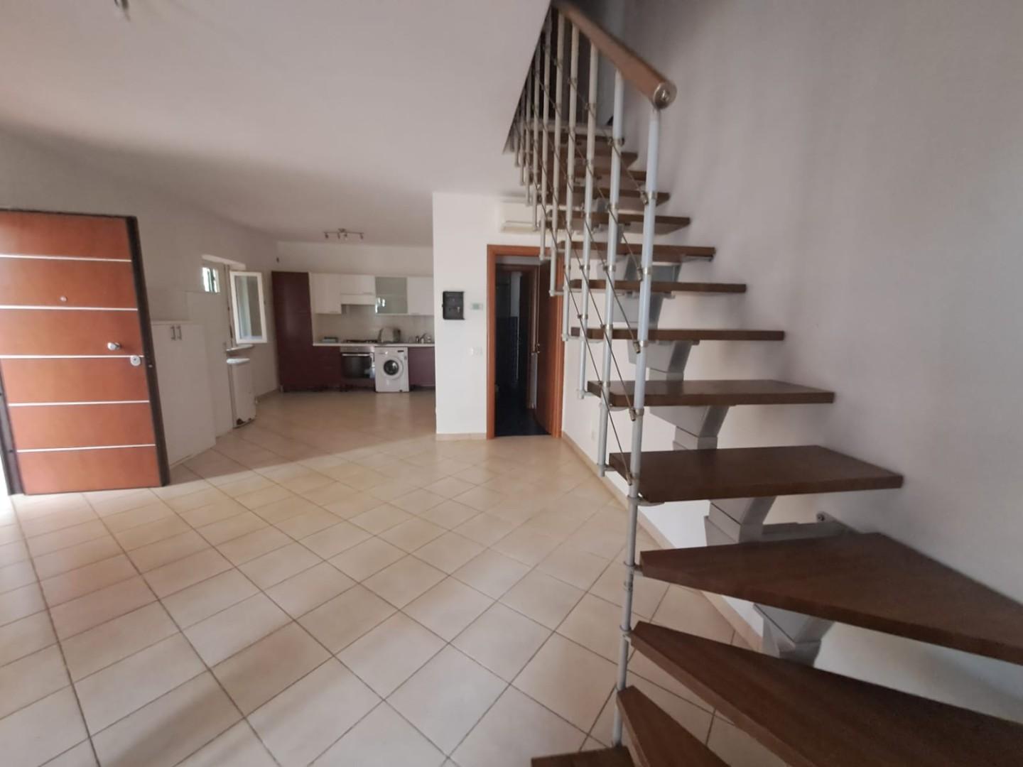 Casa indipendente arredata in affitto, Carrara marina di