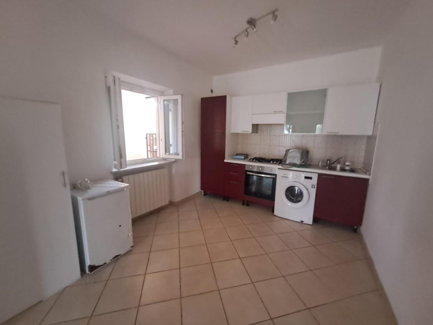 Casa indipendente arredata in affitto, Carrara marina di