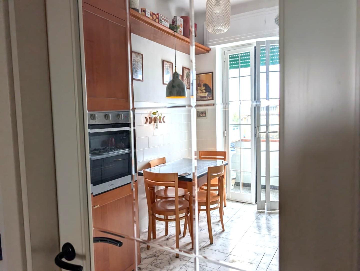 Quadrilocale arredato in affitto, Carrara avenza