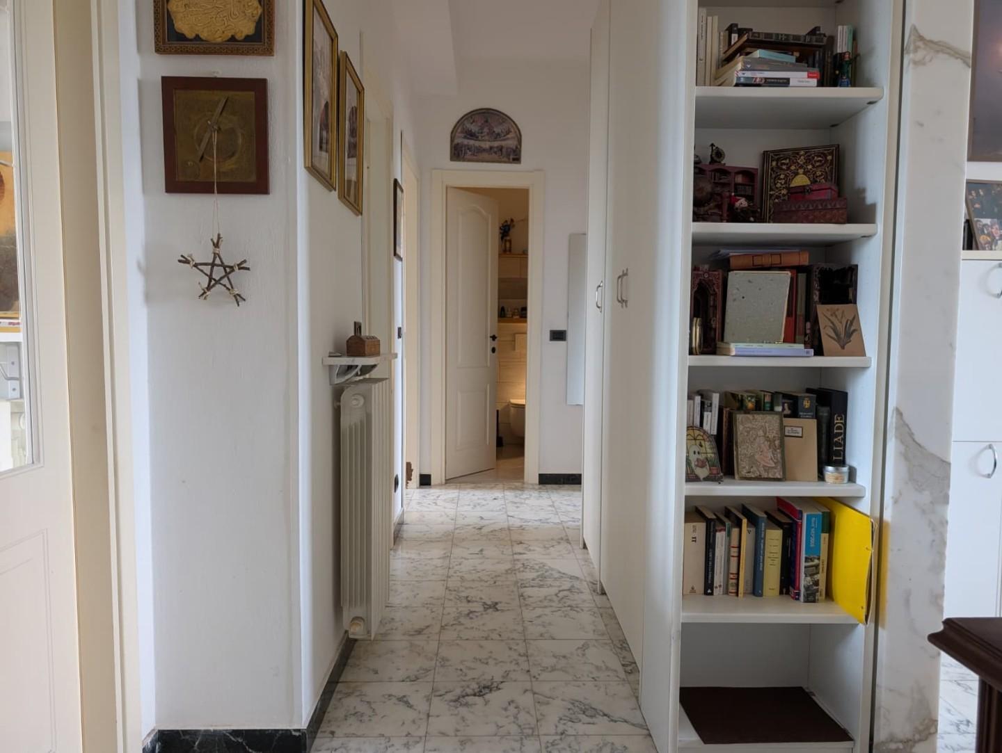 Quadrilocale arredato in affitto, Carrara avenza