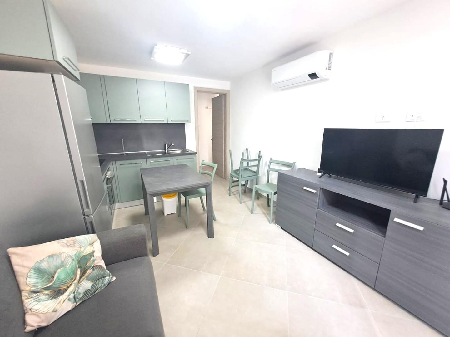 Casa indipendente arredata in affitto, Carrara marina di