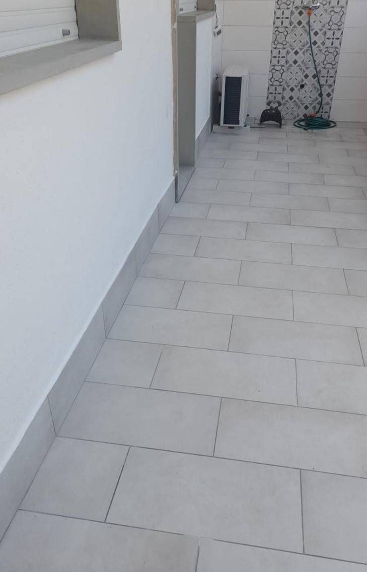 Trilocale arredato in affitto, Massa marina di