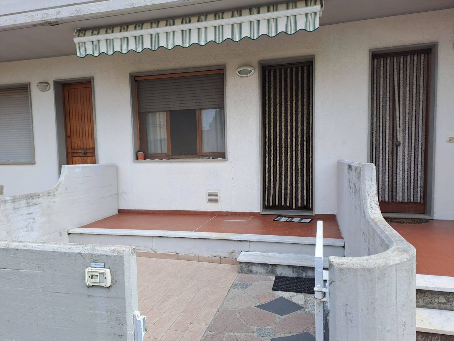 Bilocale arredato in affitto, Carrara marina di