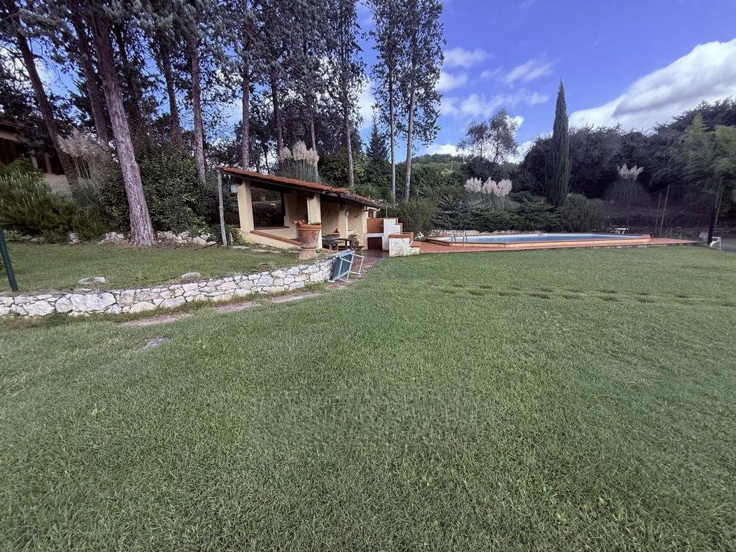 Rustico in vendita a Pelago