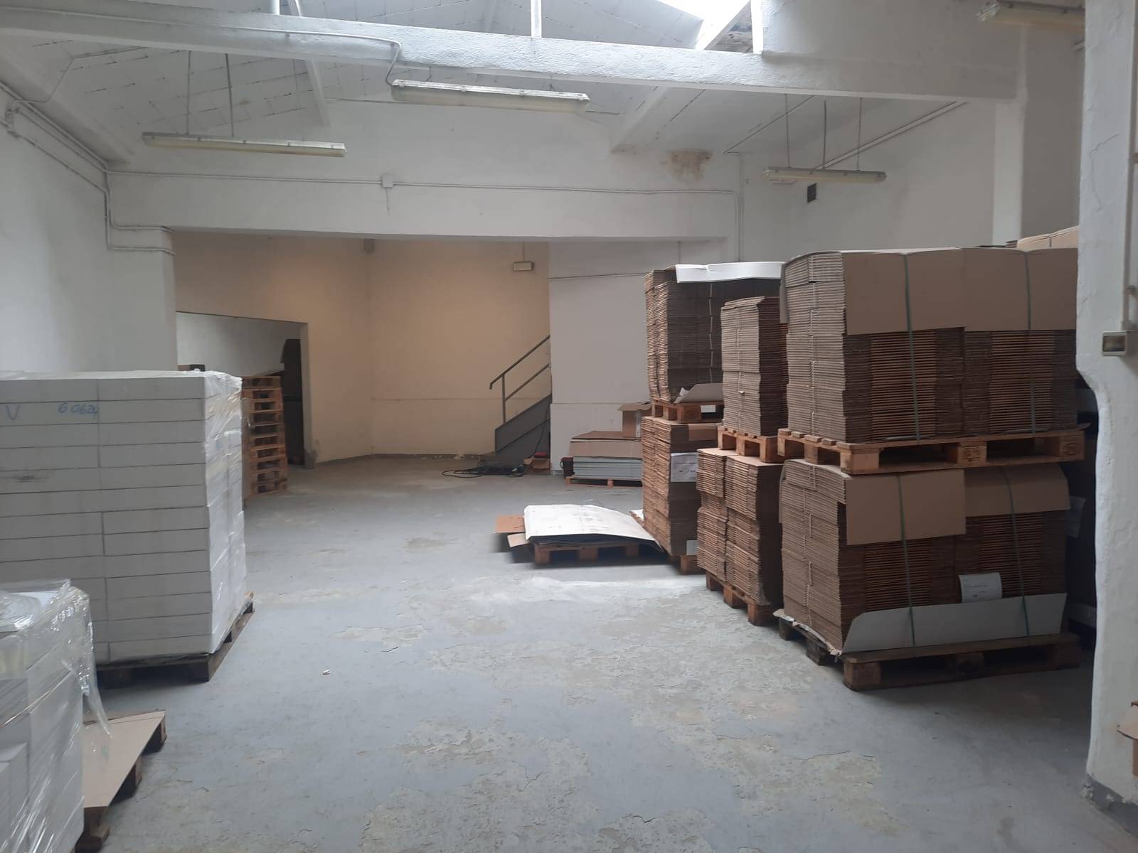 Locale commerciale in vendita a Firenze, Careggi