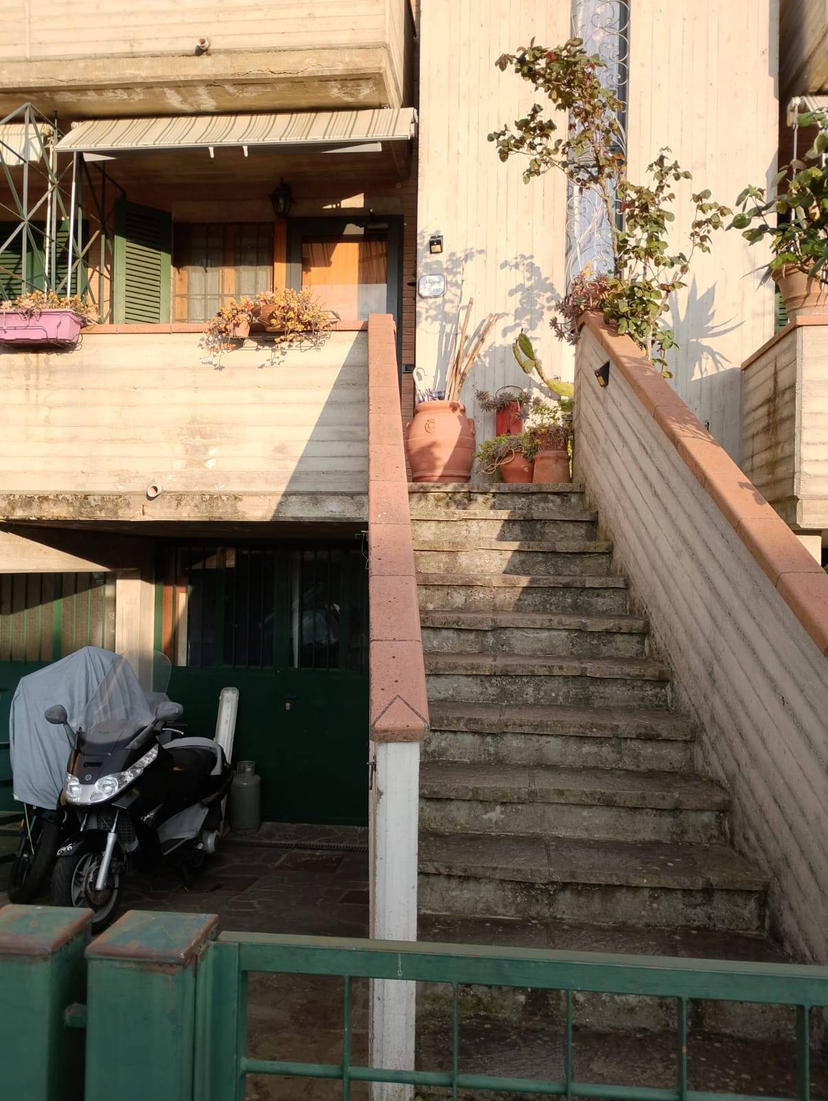 Villette a schiera in vendita a Pelago, Carbonile