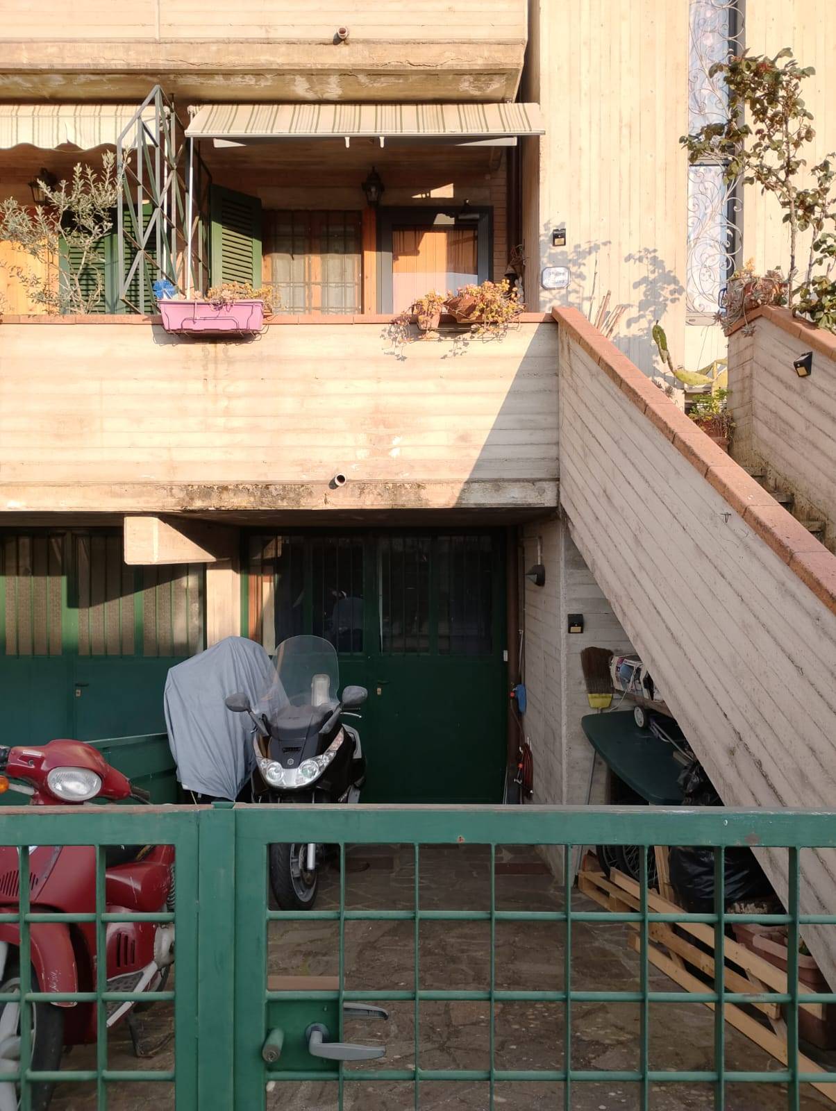 Villette a schiera in vendita a Pelago, Carbonile