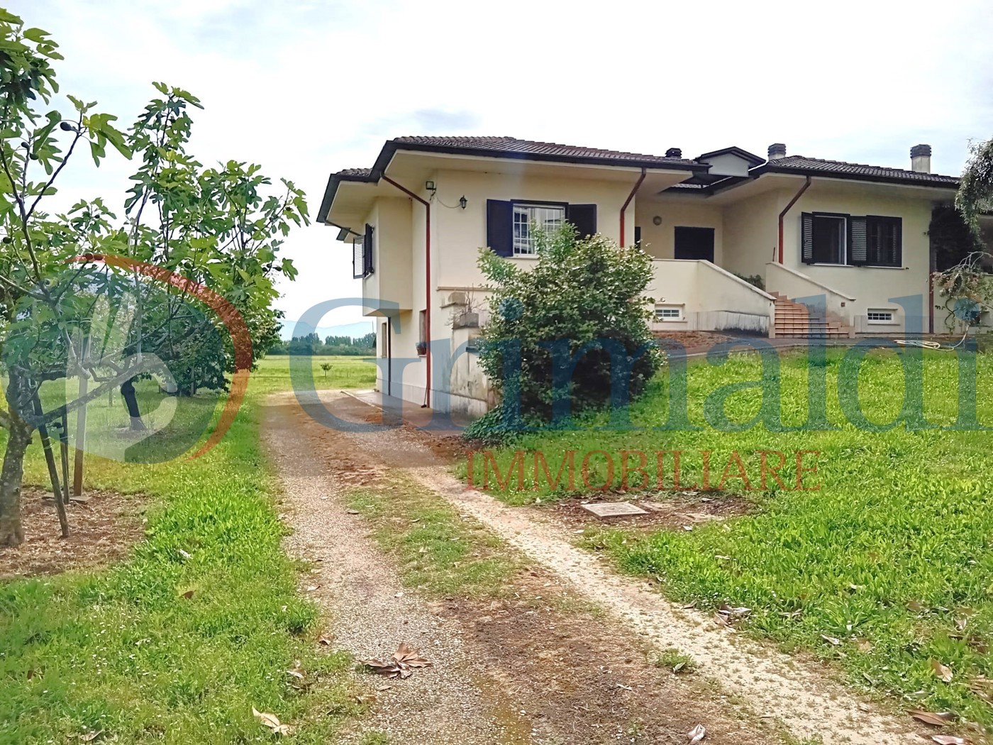 Villa Bifamiliare in vendita a Latina