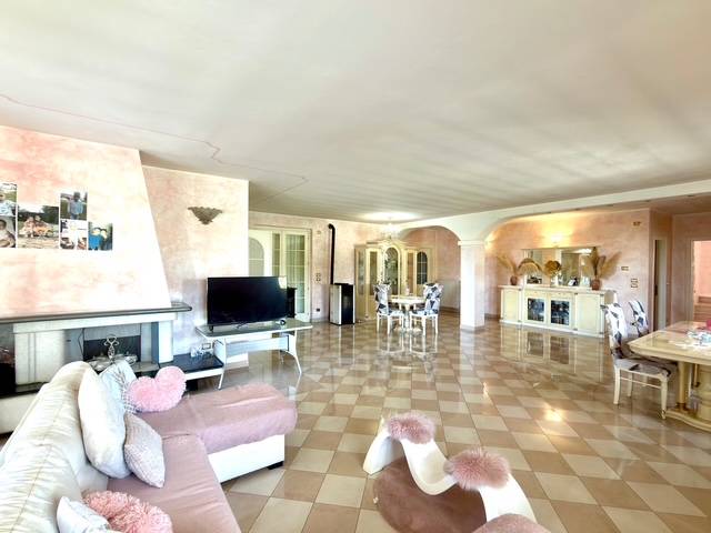 Casa singola in vendita a Padenghe sul Garda