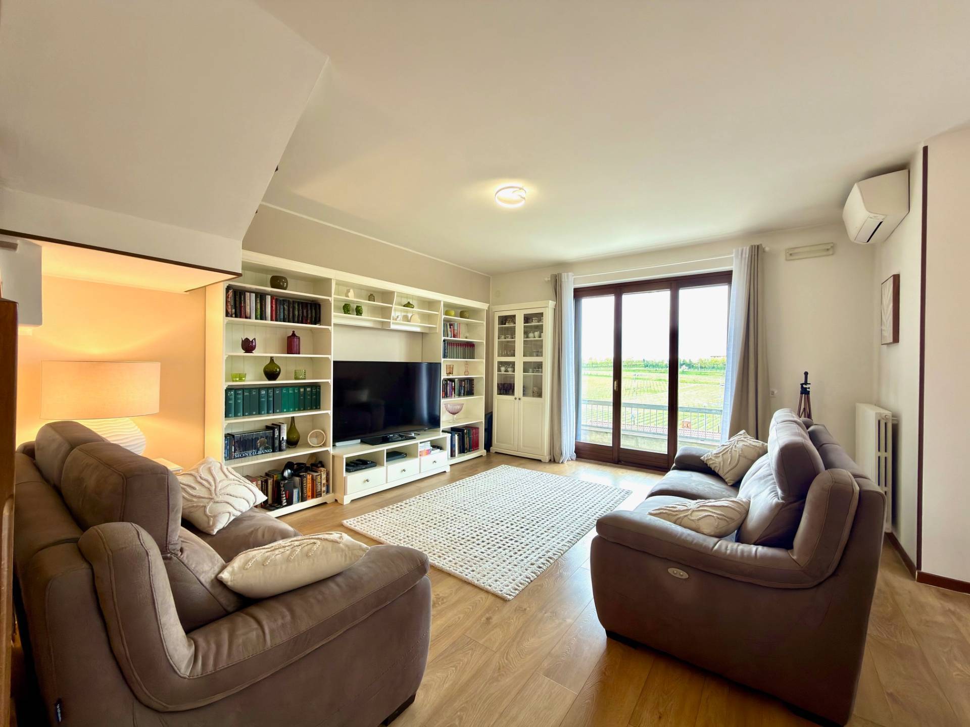 Villa in vendita a Pozzolengo