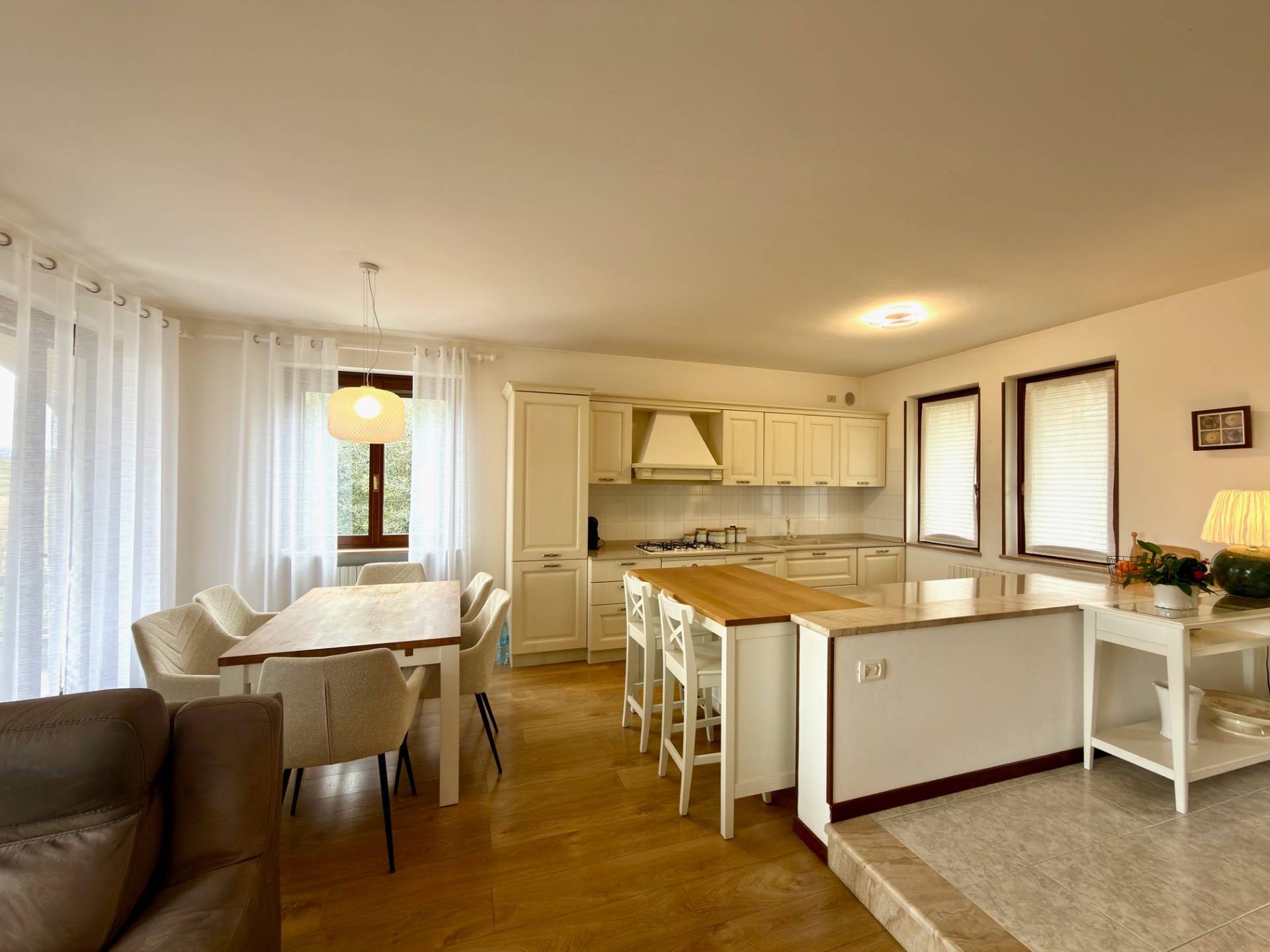 Villa in vendita a Pozzolengo