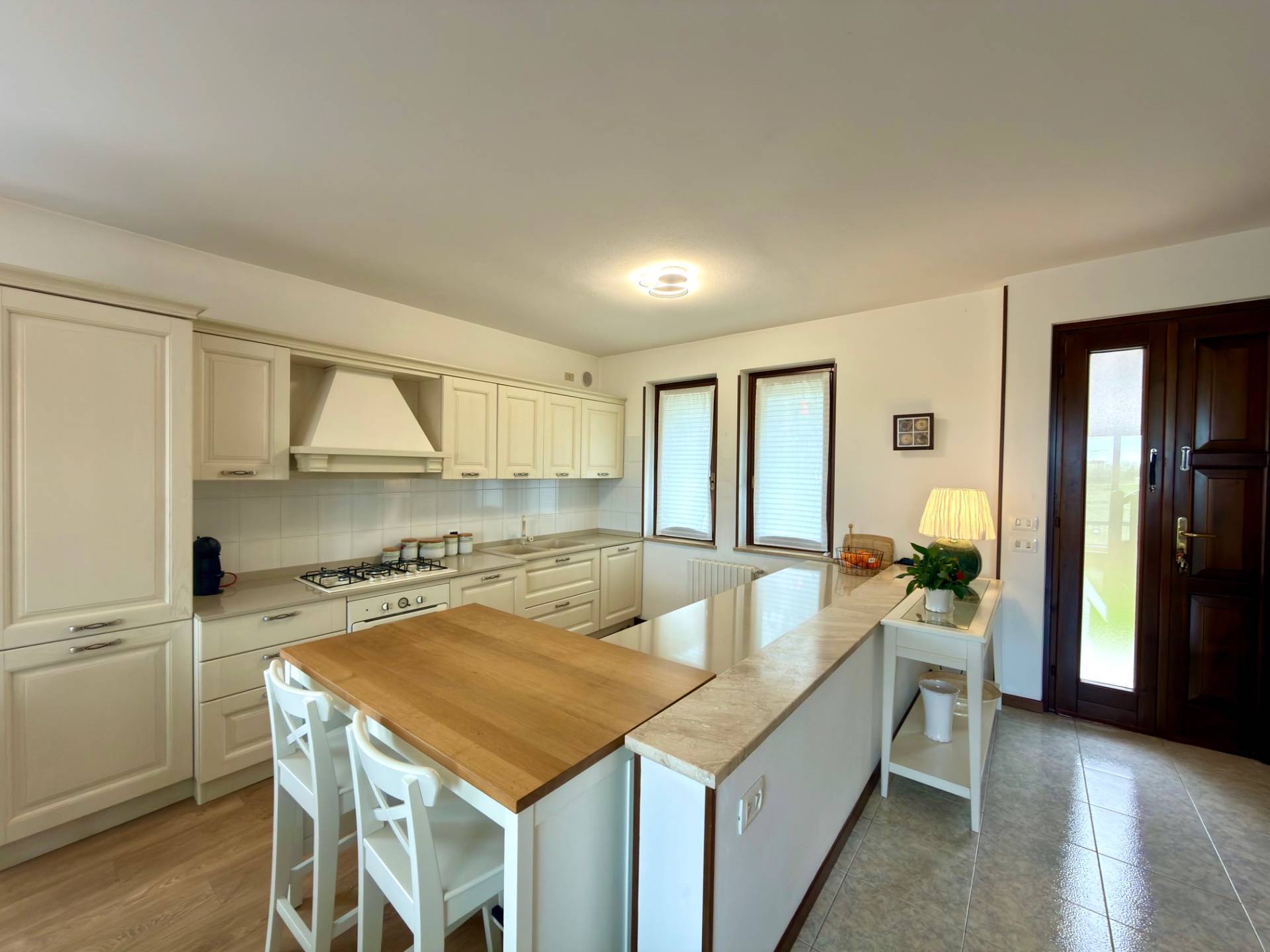 Villa in vendita a Pozzolengo