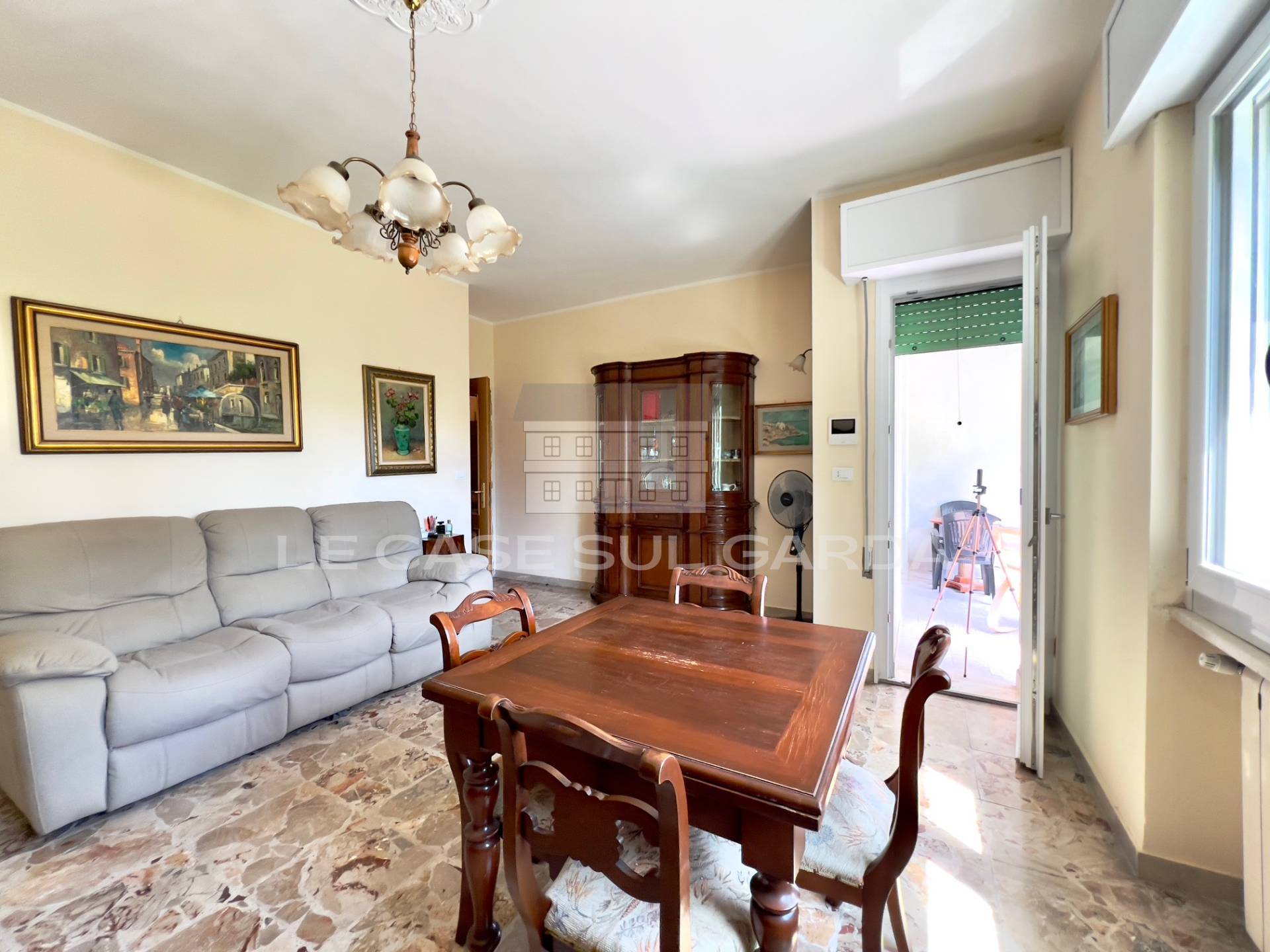 Appartamento in vendita a Desenzano del Garda, Desenzano del Garda