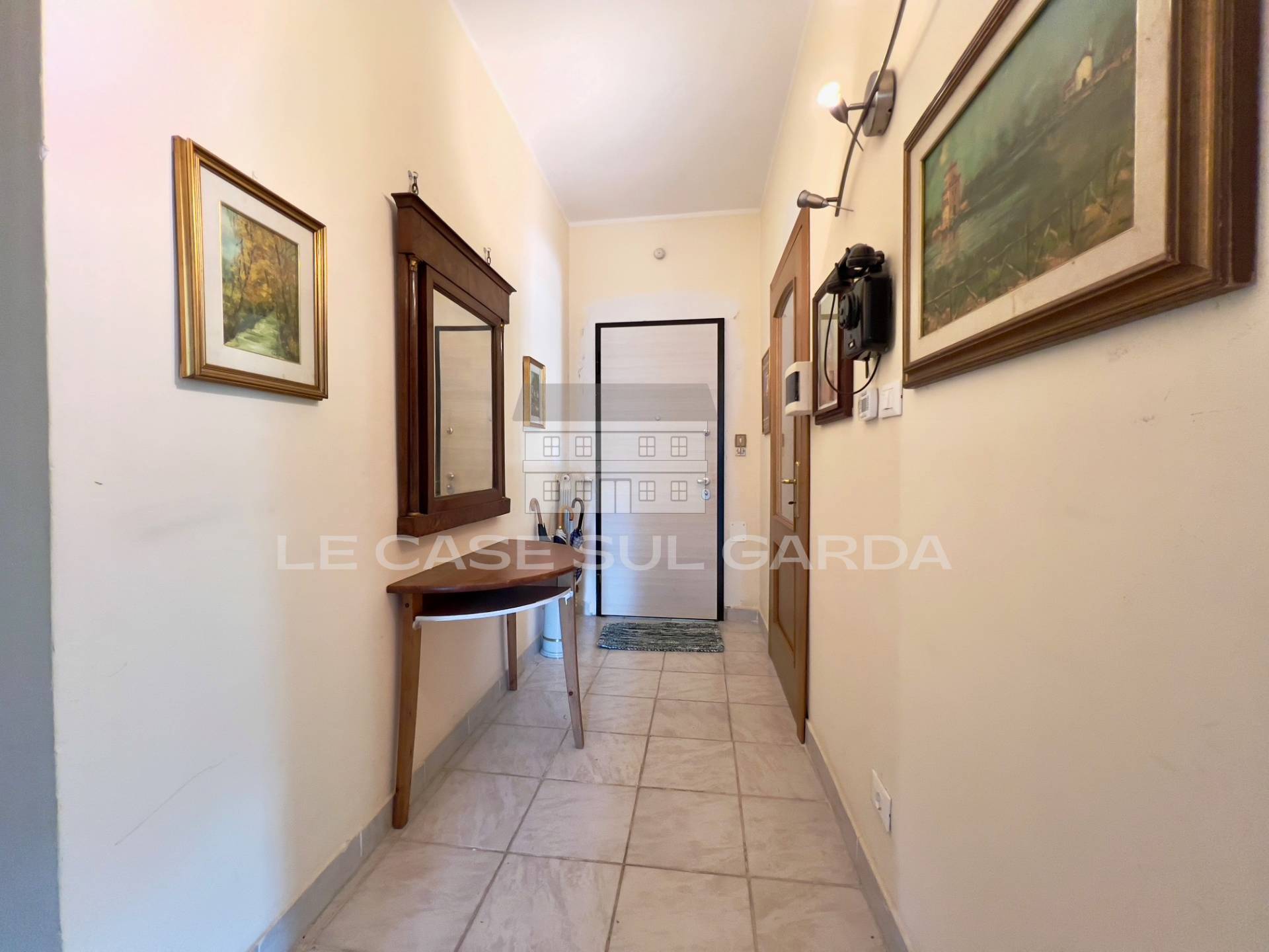 Appartamento in vendita a Desenzano del Garda, Desenzano del Garda