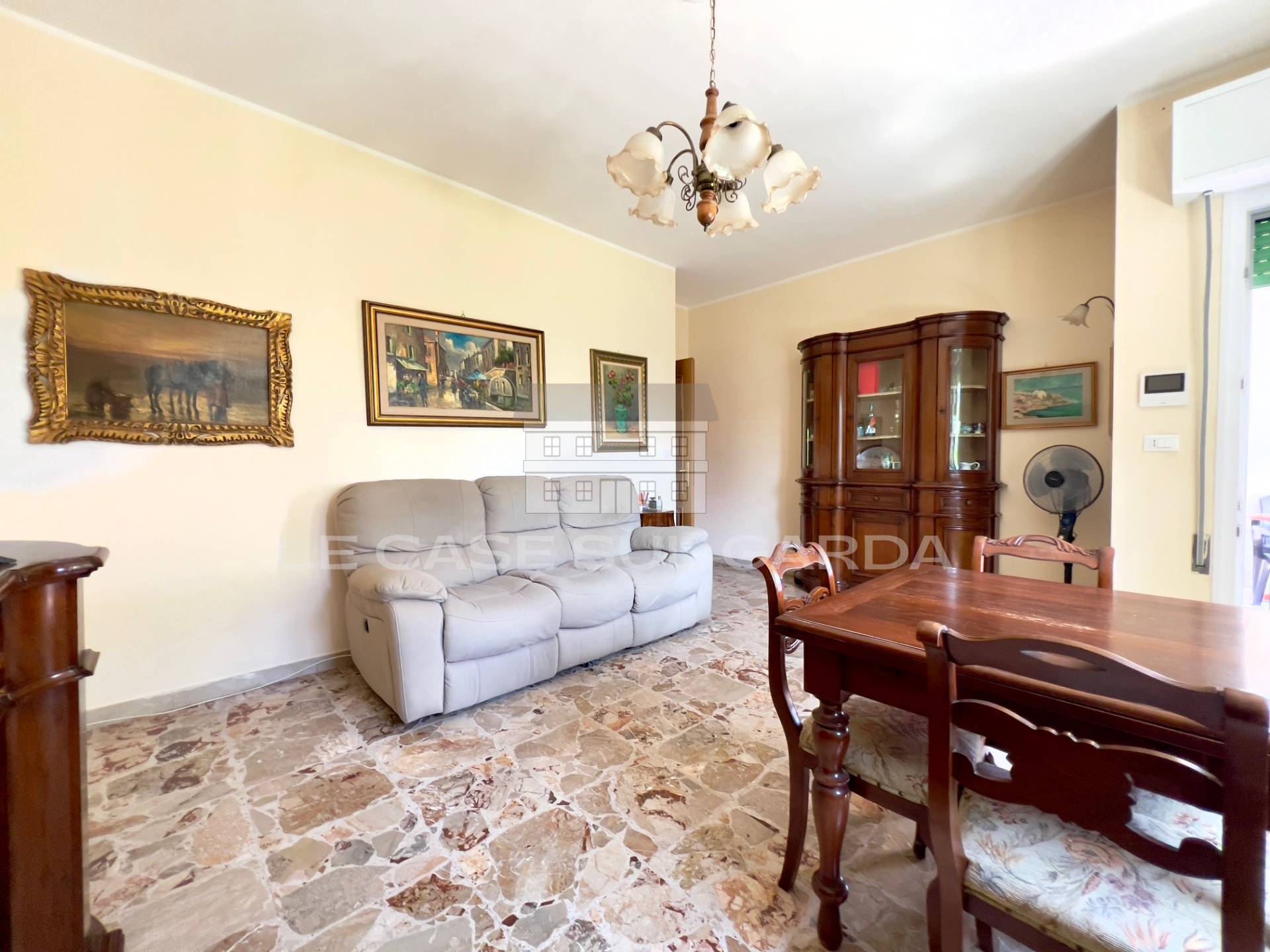 Appartamento in vendita a Desenzano del Garda, Desenzano del Garda