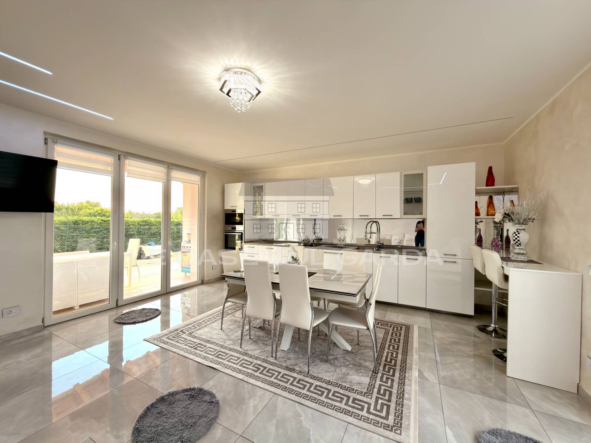 Villa in vendita a Lonato del Garda