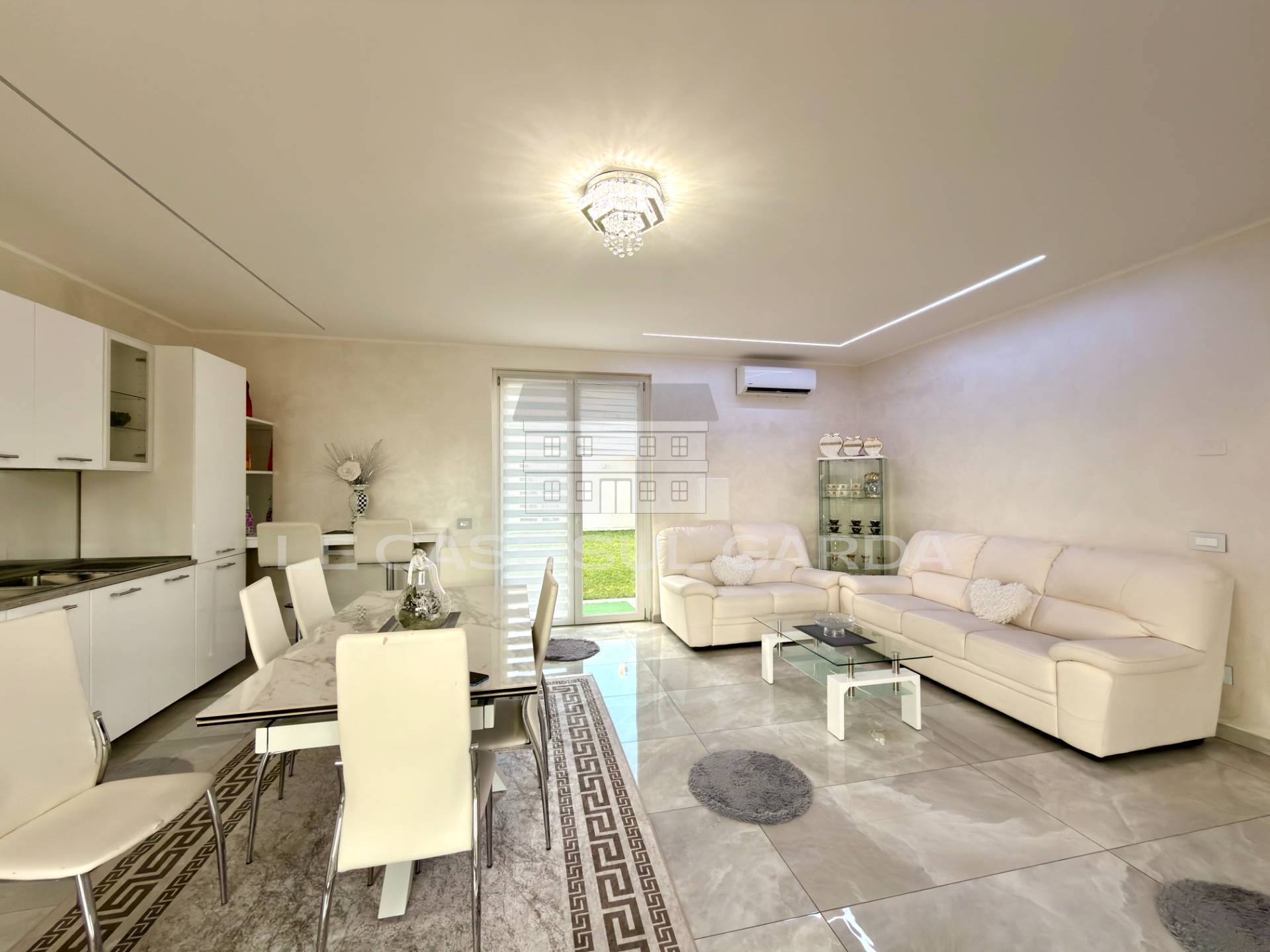 Villa in vendita a Lonato del Garda