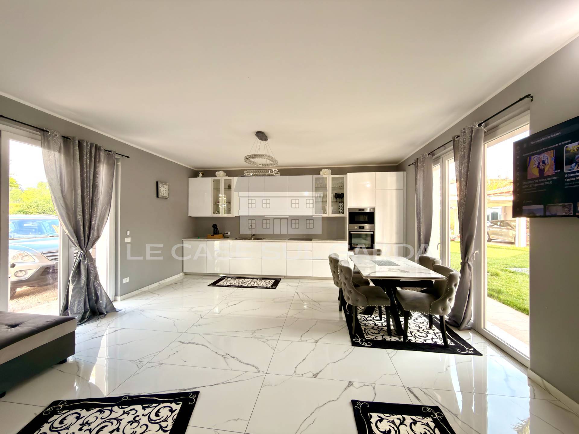 Villa in vendita a Lonato del Garda