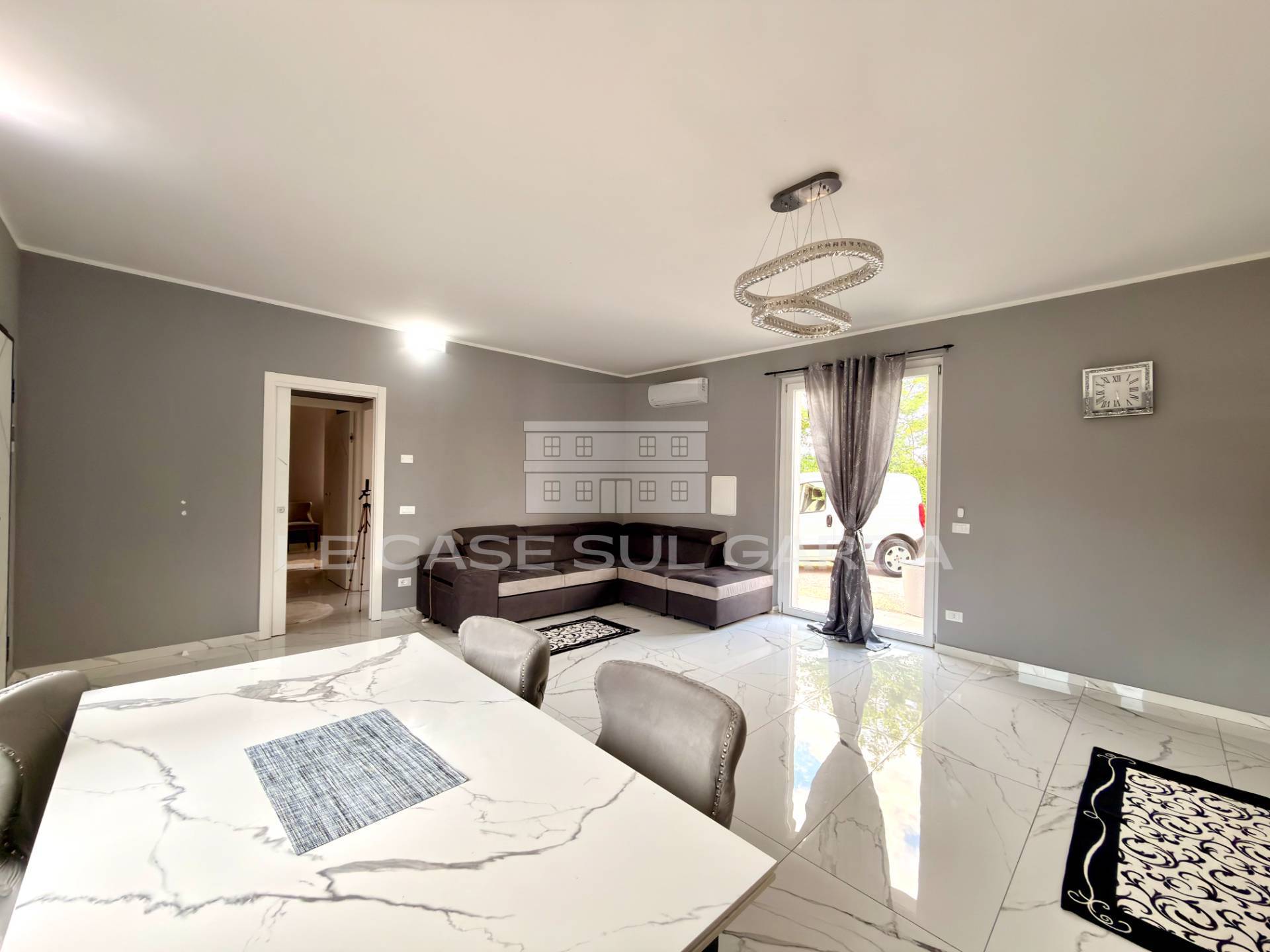 Villa in vendita a Lonato del Garda