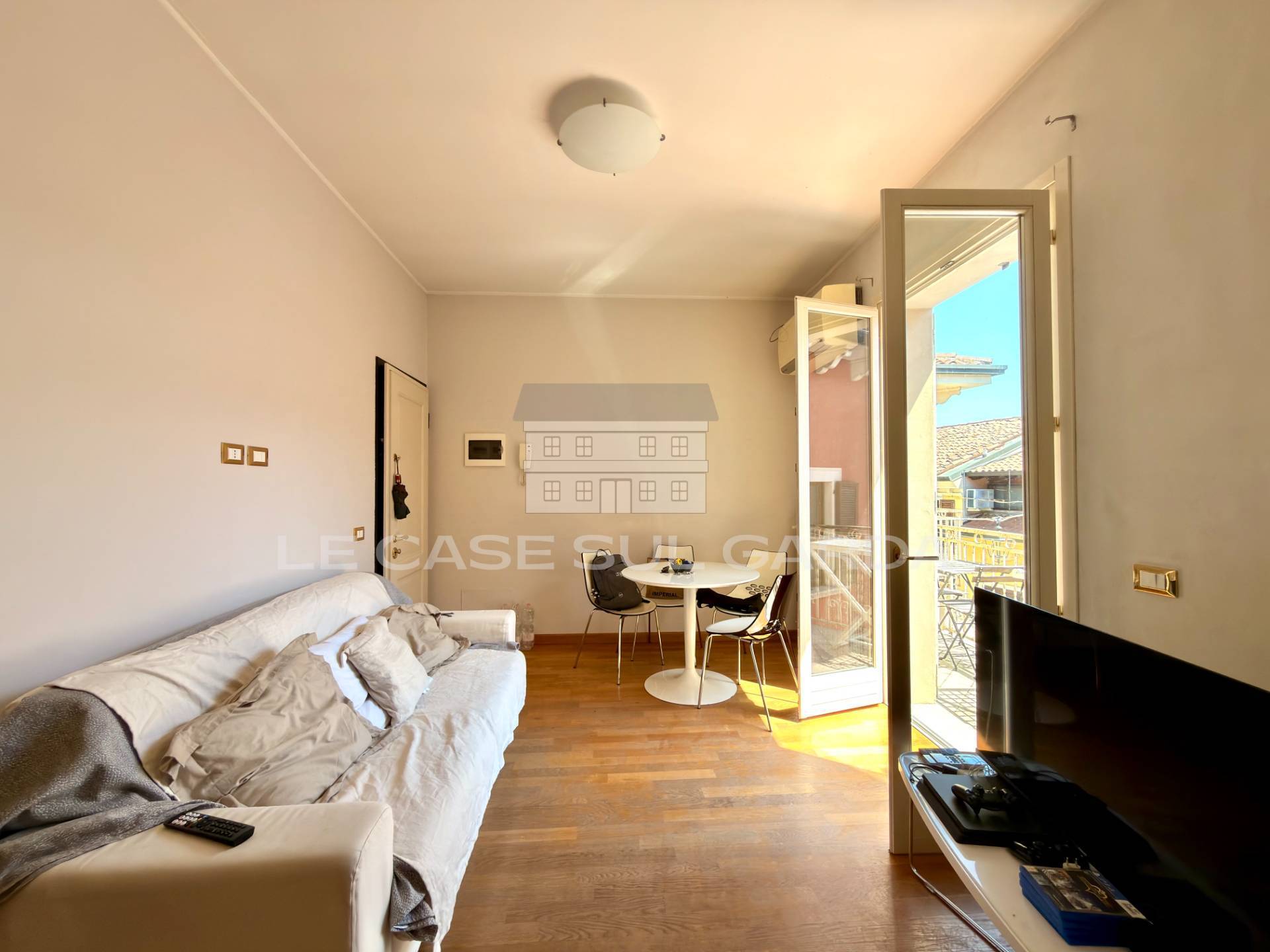 Appartamento in vendita a Desenzano del Garda, Desenzano del Garda