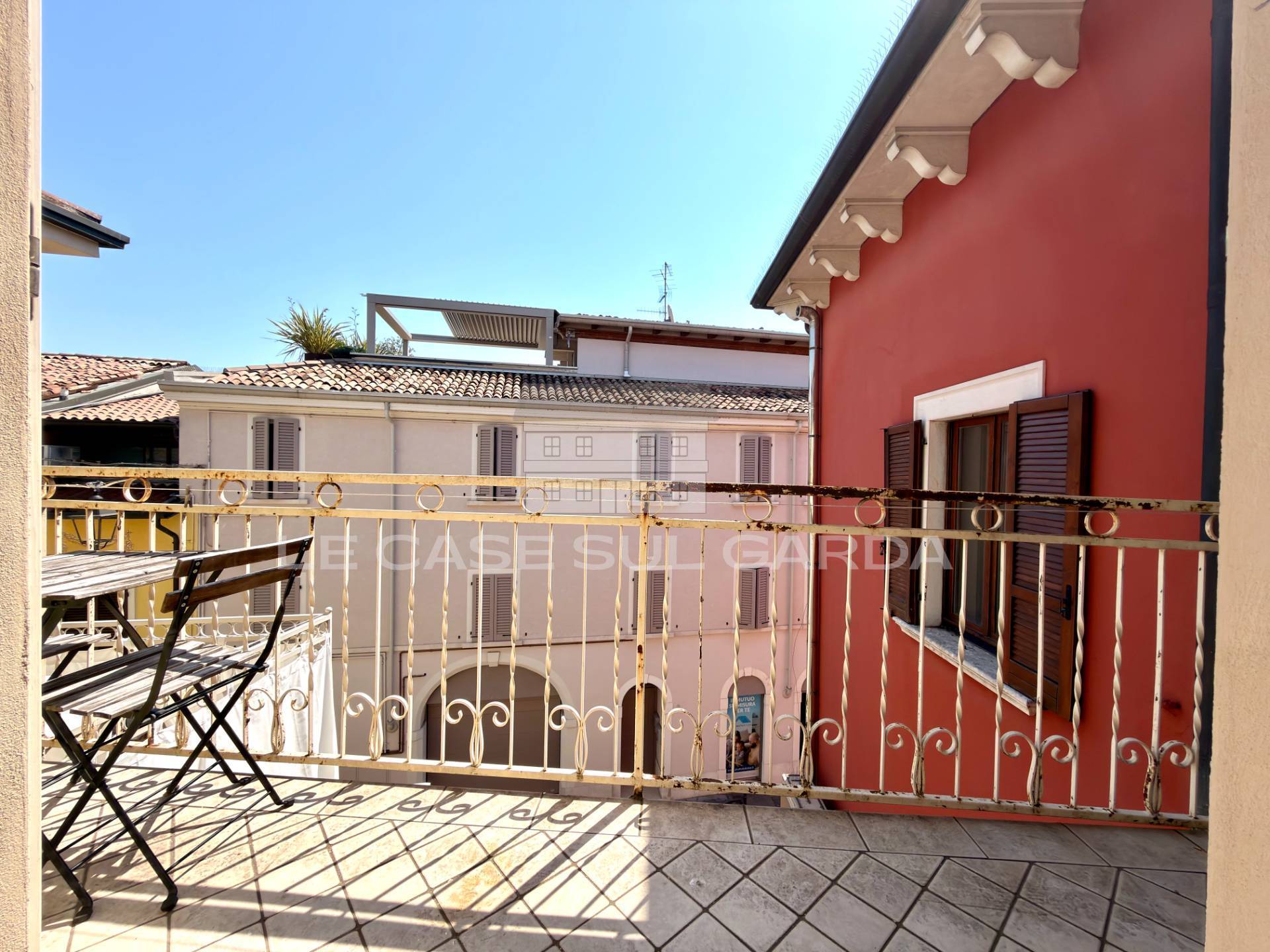 Appartamento in vendita a Desenzano del Garda, Desenzano del Garda