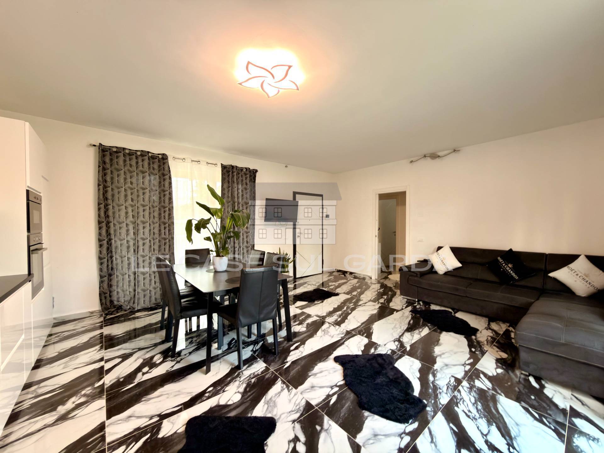 Villa in vendita a Lonato del Garda