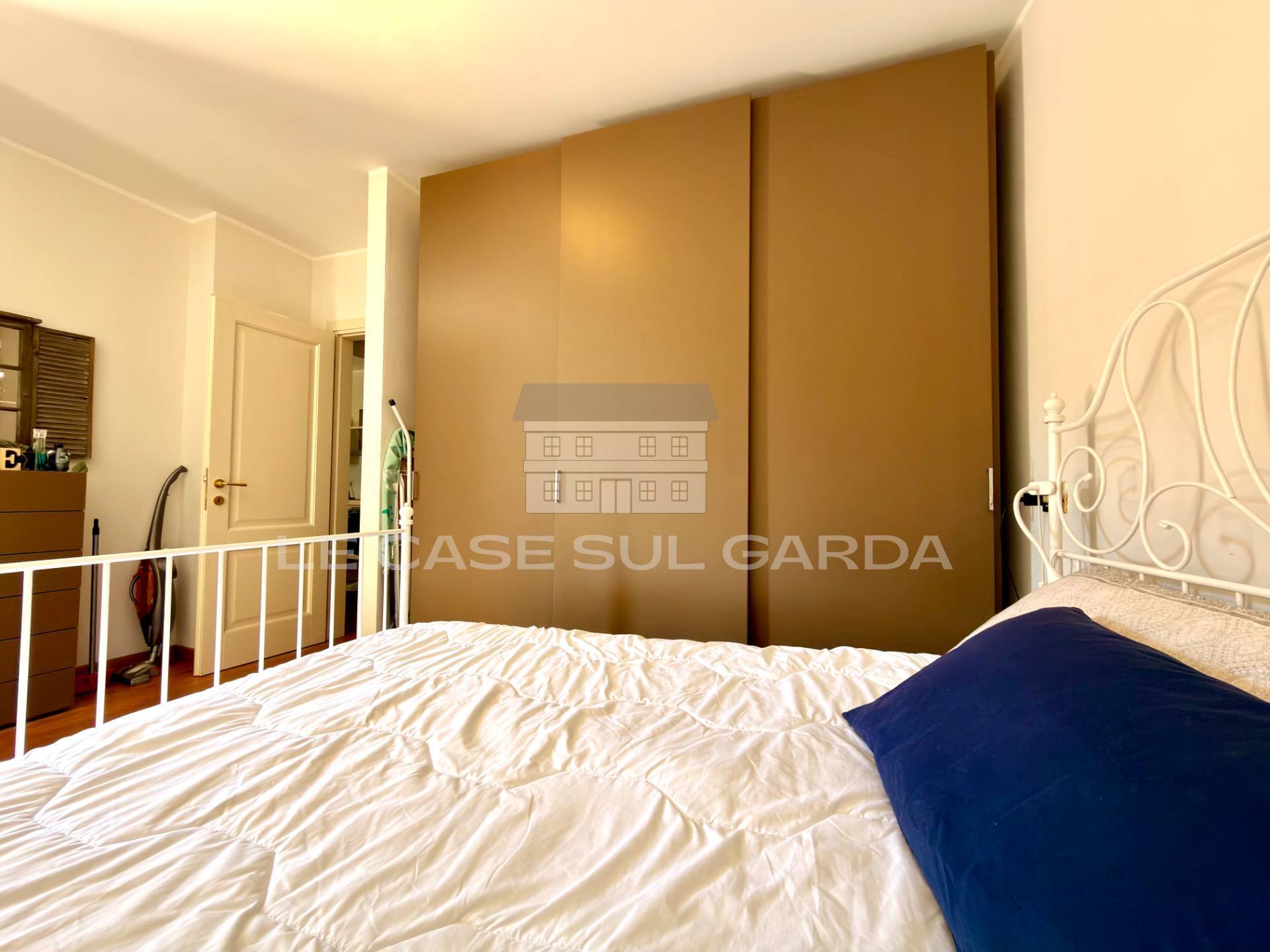 Appartamento in vendita a Desenzano del Garda, Desenzano del Garda