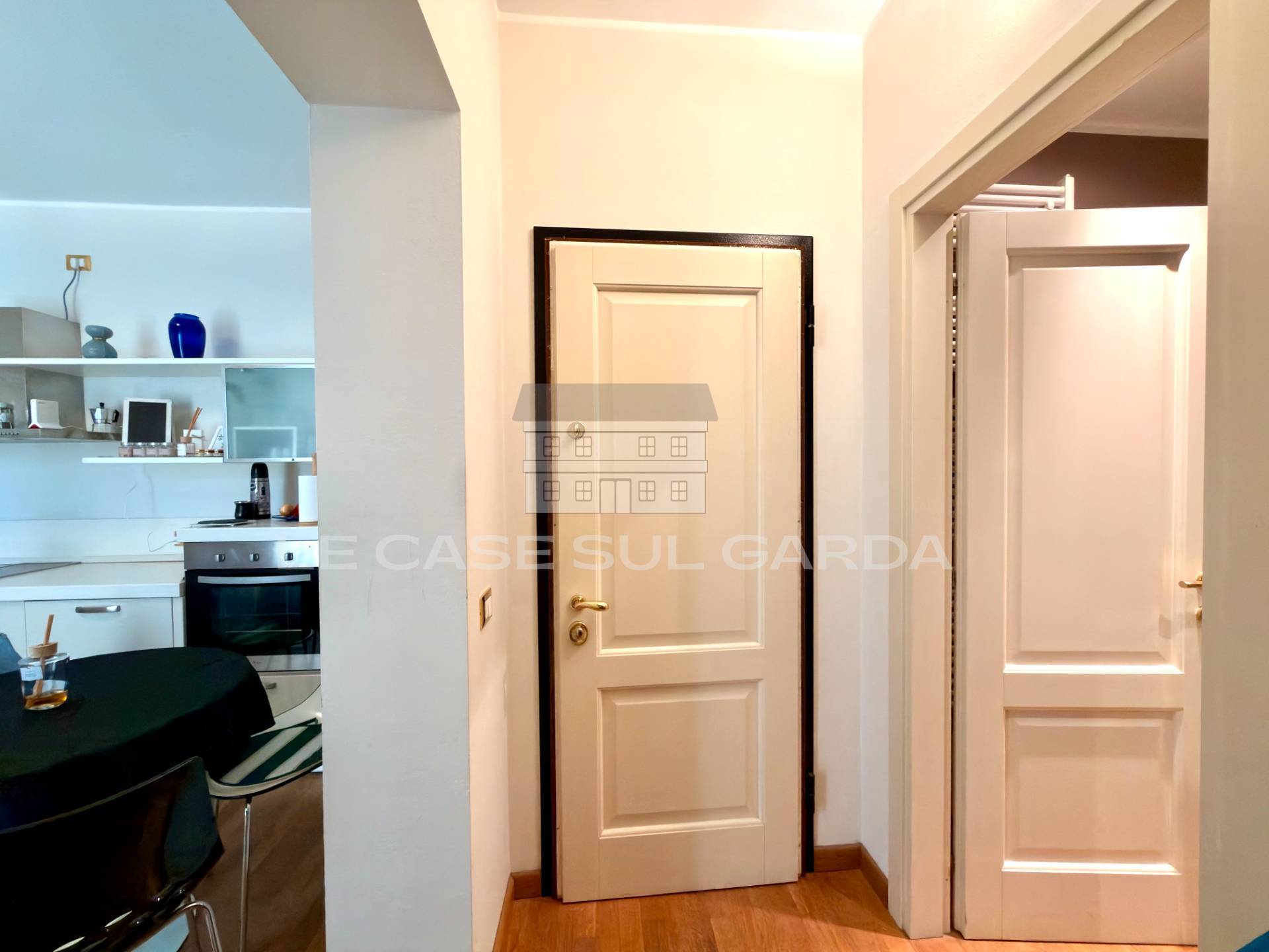 Appartamento in vendita a Desenzano del Garda, Desenzano del Garda