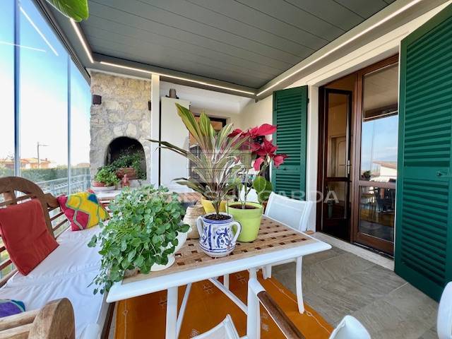 Villa in vendita a San Felice del Benaco, Cisano