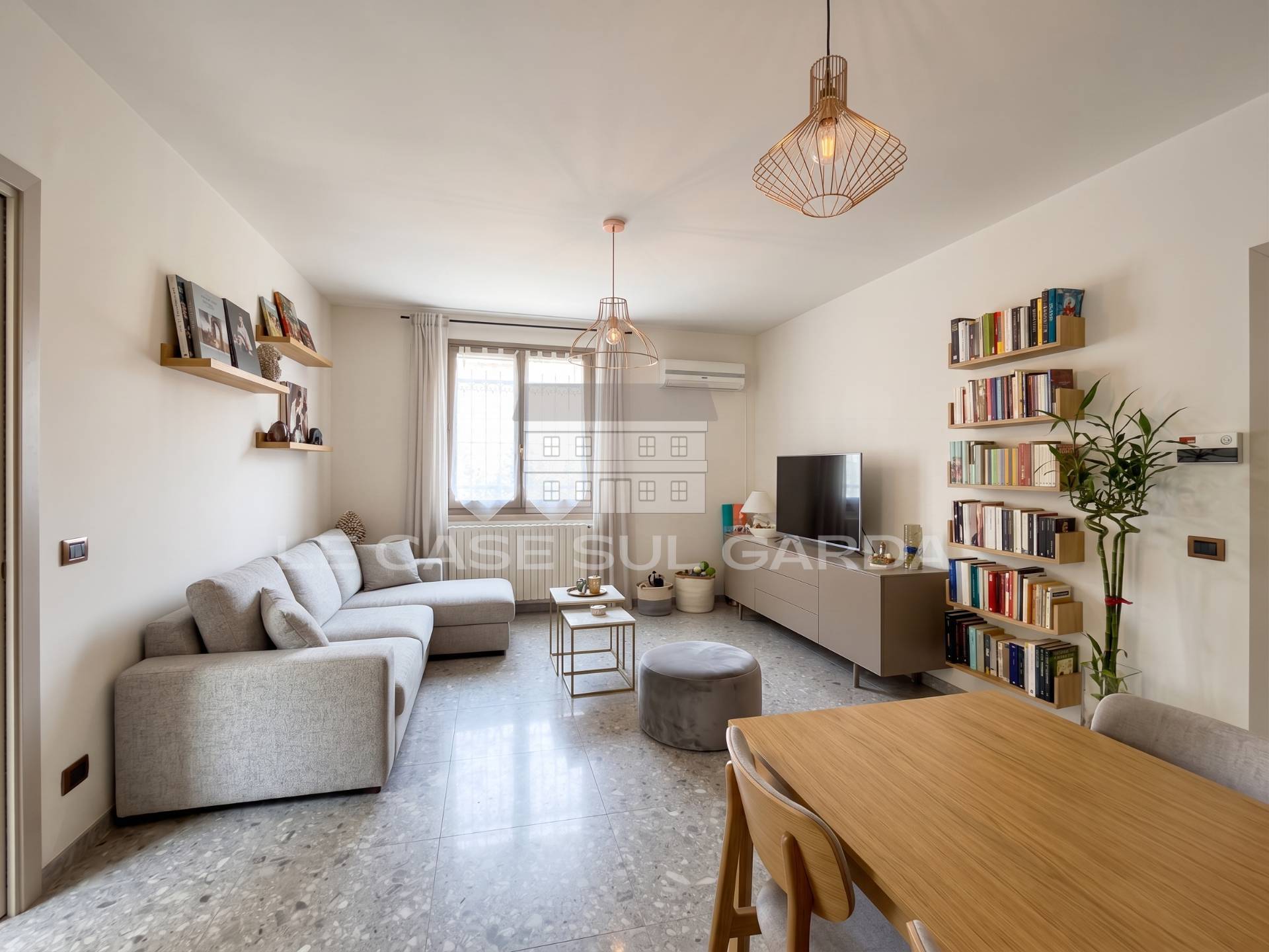 Appartamento in vendita a Desenzano del Garda
