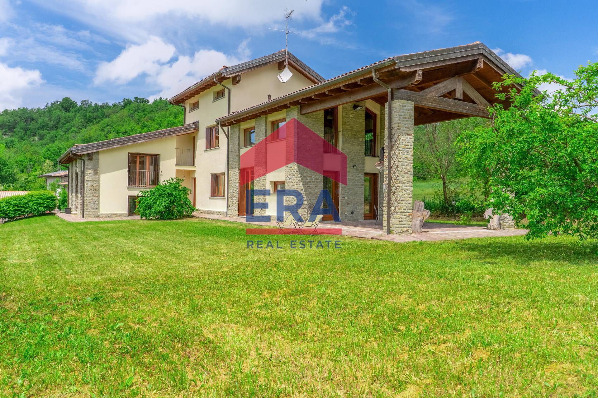 Villa singola in vendita a Val di Nizza, Casa Ponte