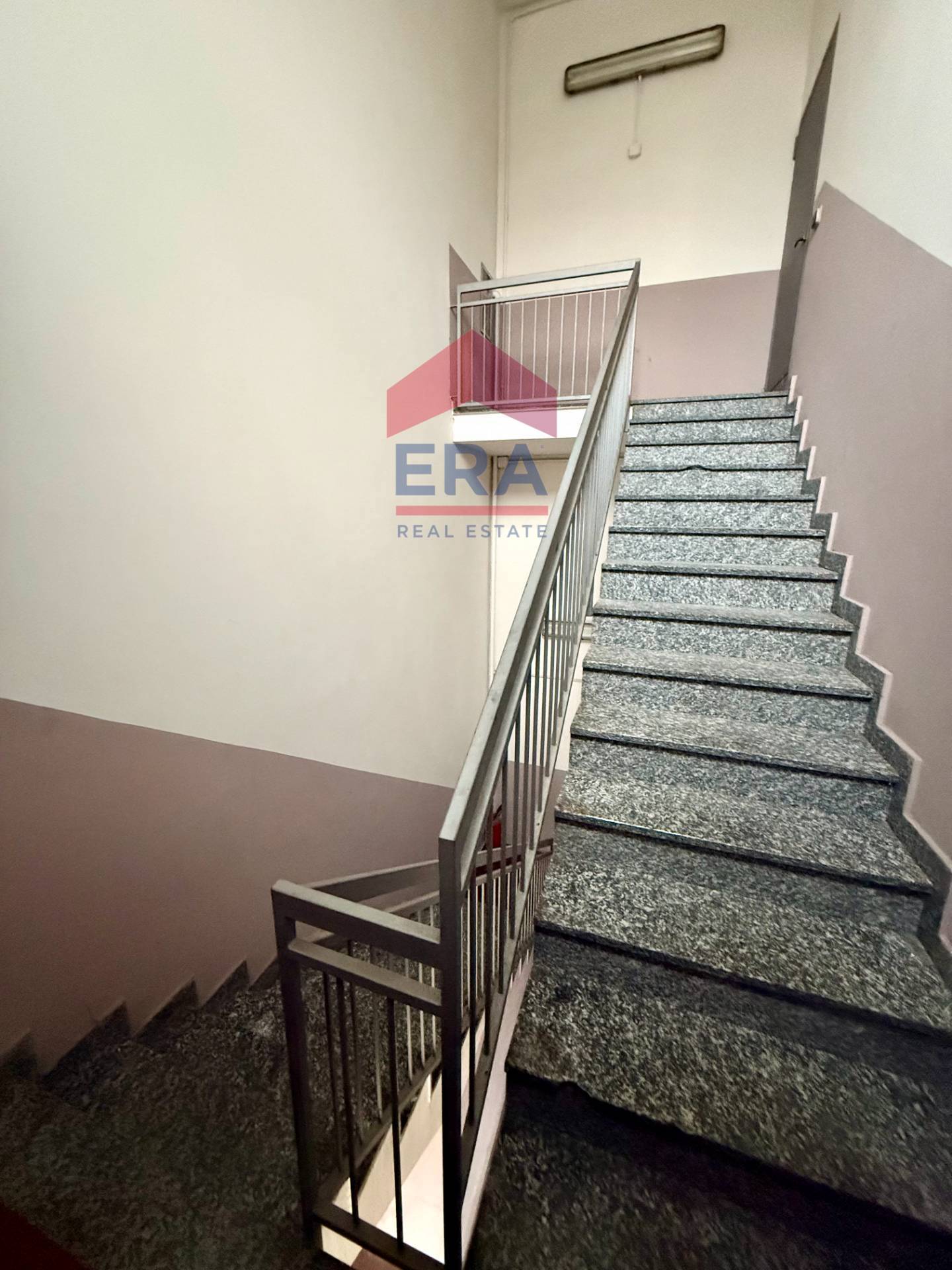 Capannone Industriale in affitto a Baranzate