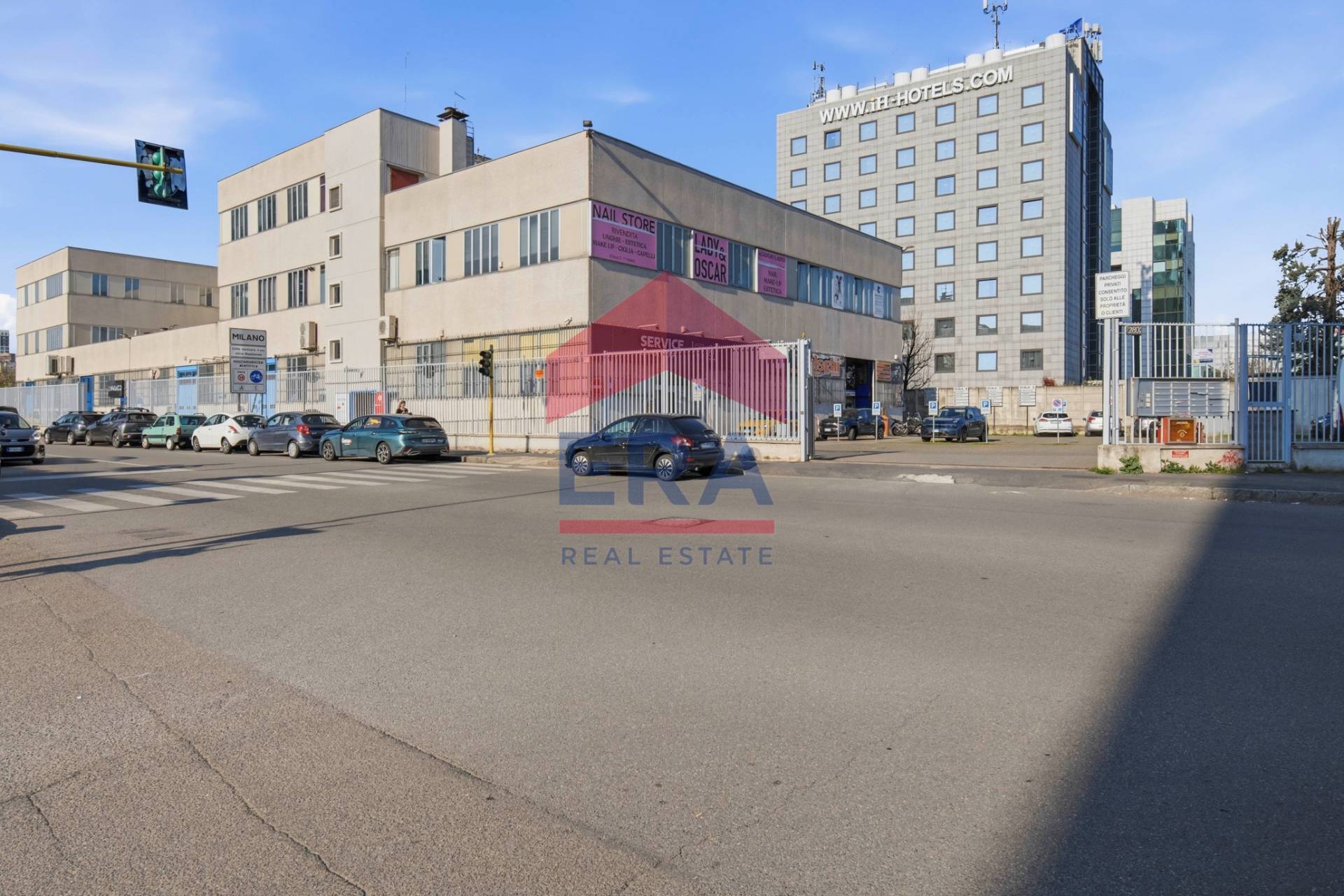 Ufficio in vendita a Milano, Lorenteggio