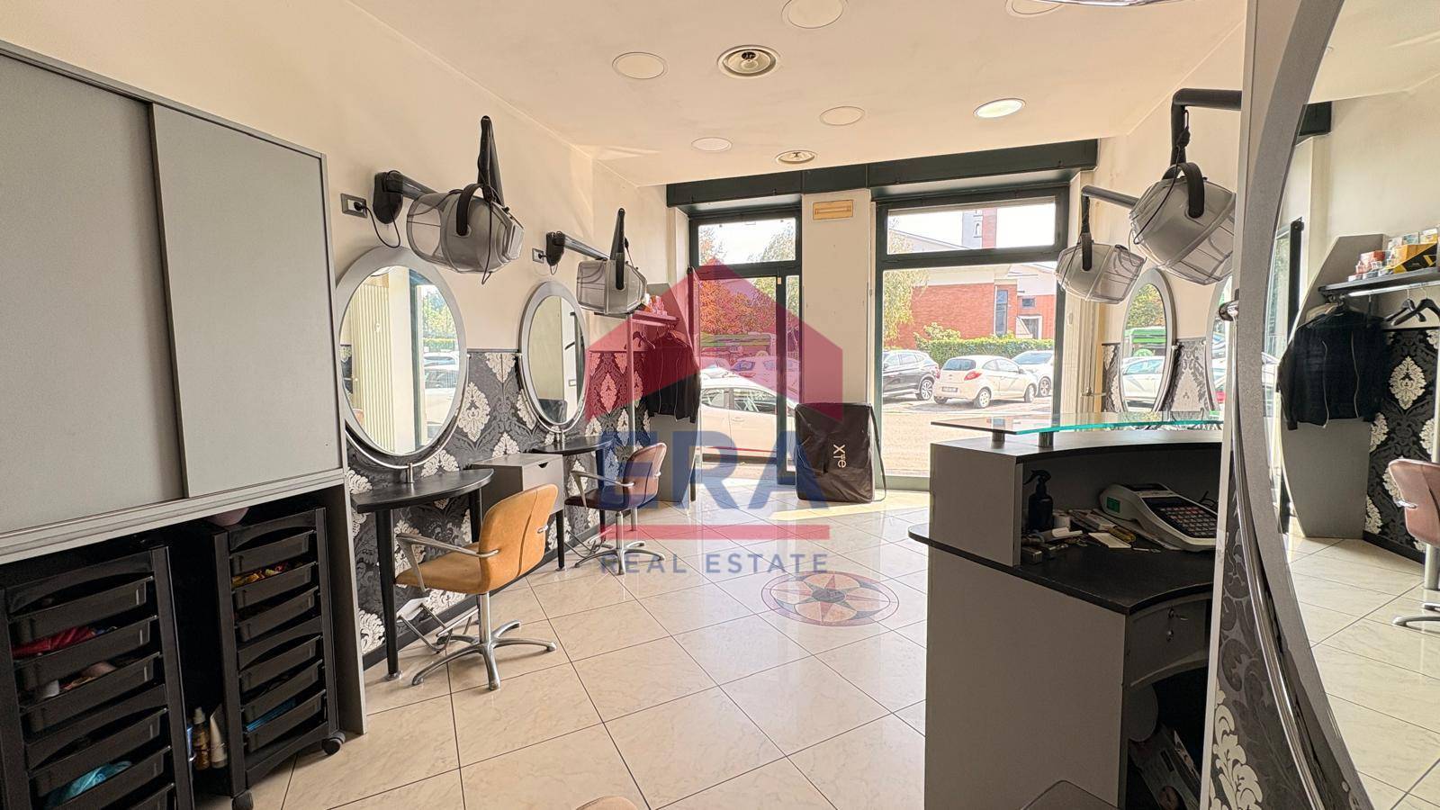 Negozio in vendita a Milano