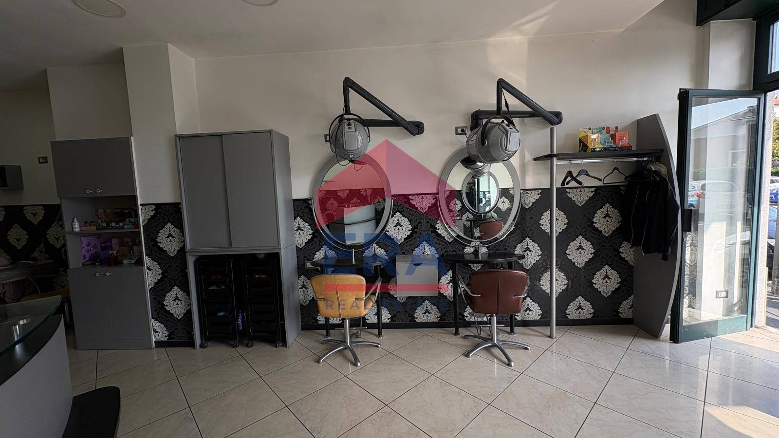 Negozio in vendita a Milano