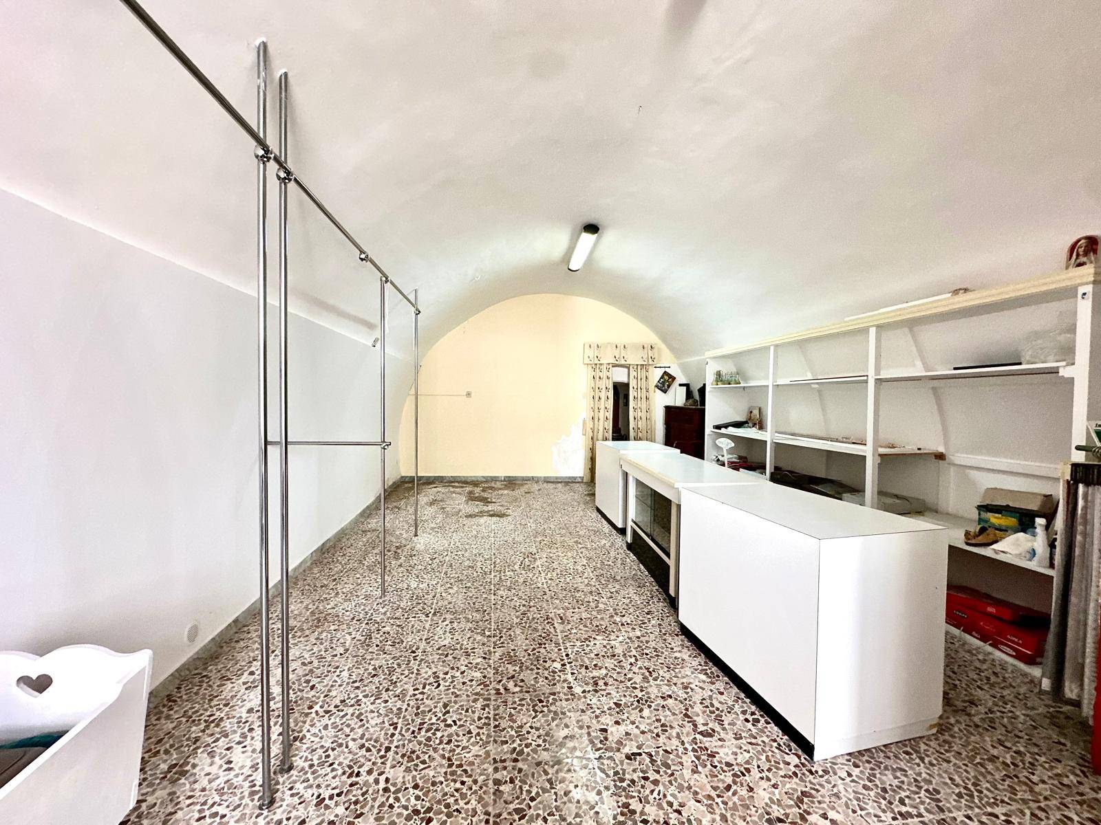 PIANO TERRA in vendita a Manfredonia, CENTRO