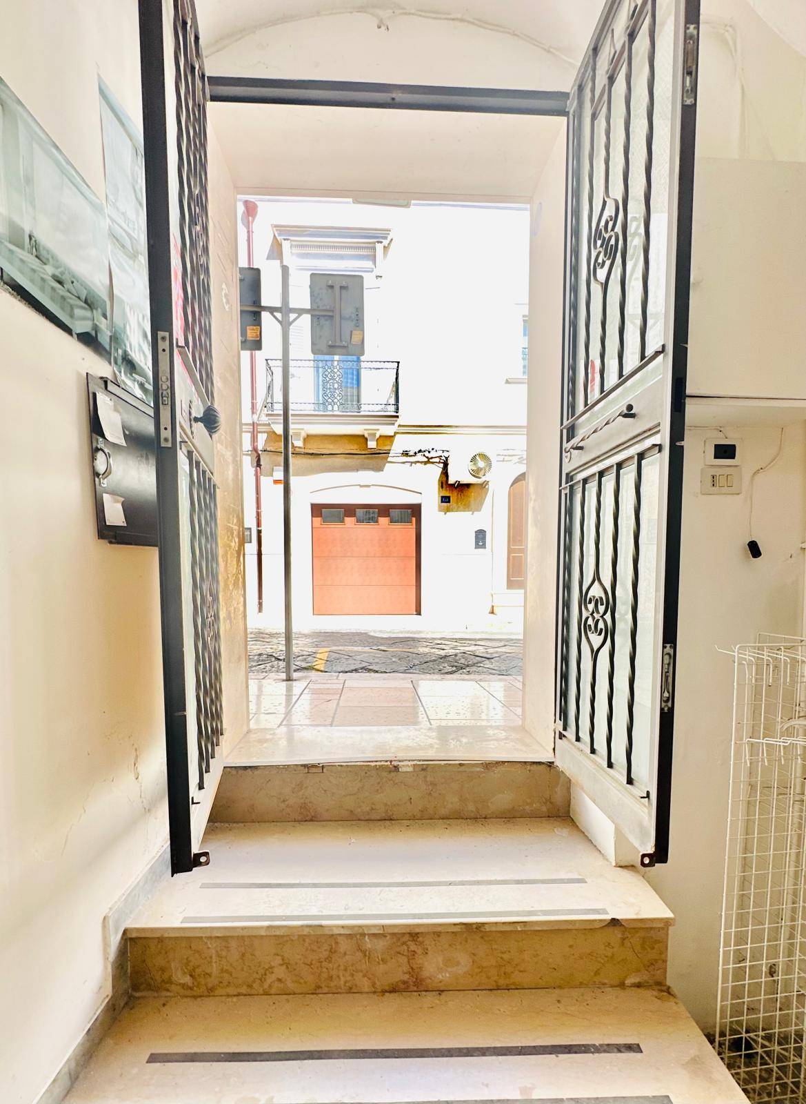 PIANO TERRA in vendita a Manfredonia, CENTRO