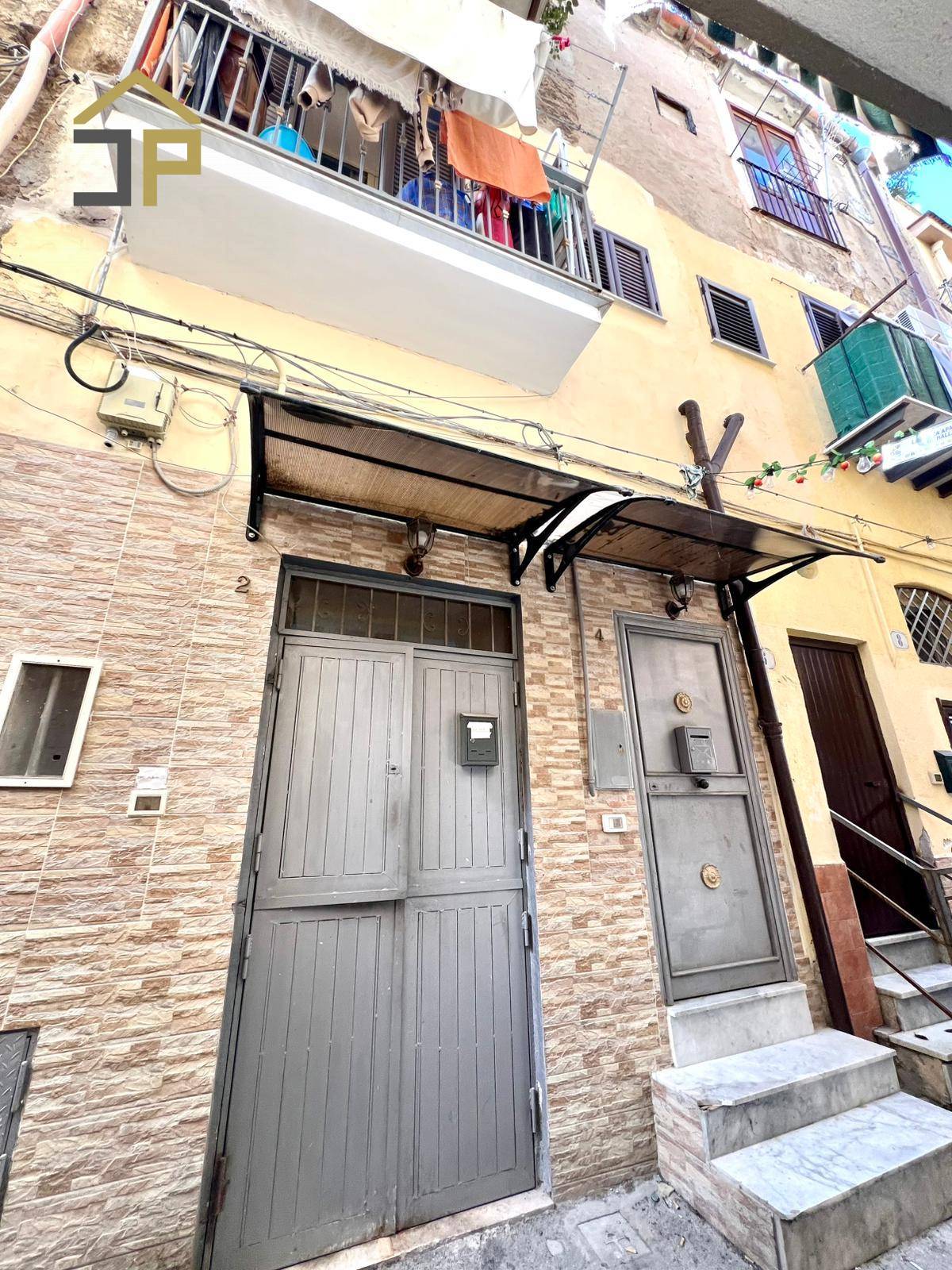 Appartamento in vendita a Palermo, Centro storico