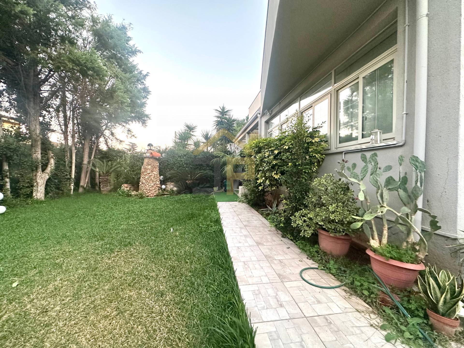 Villa in vendita a Altavilla Milicia