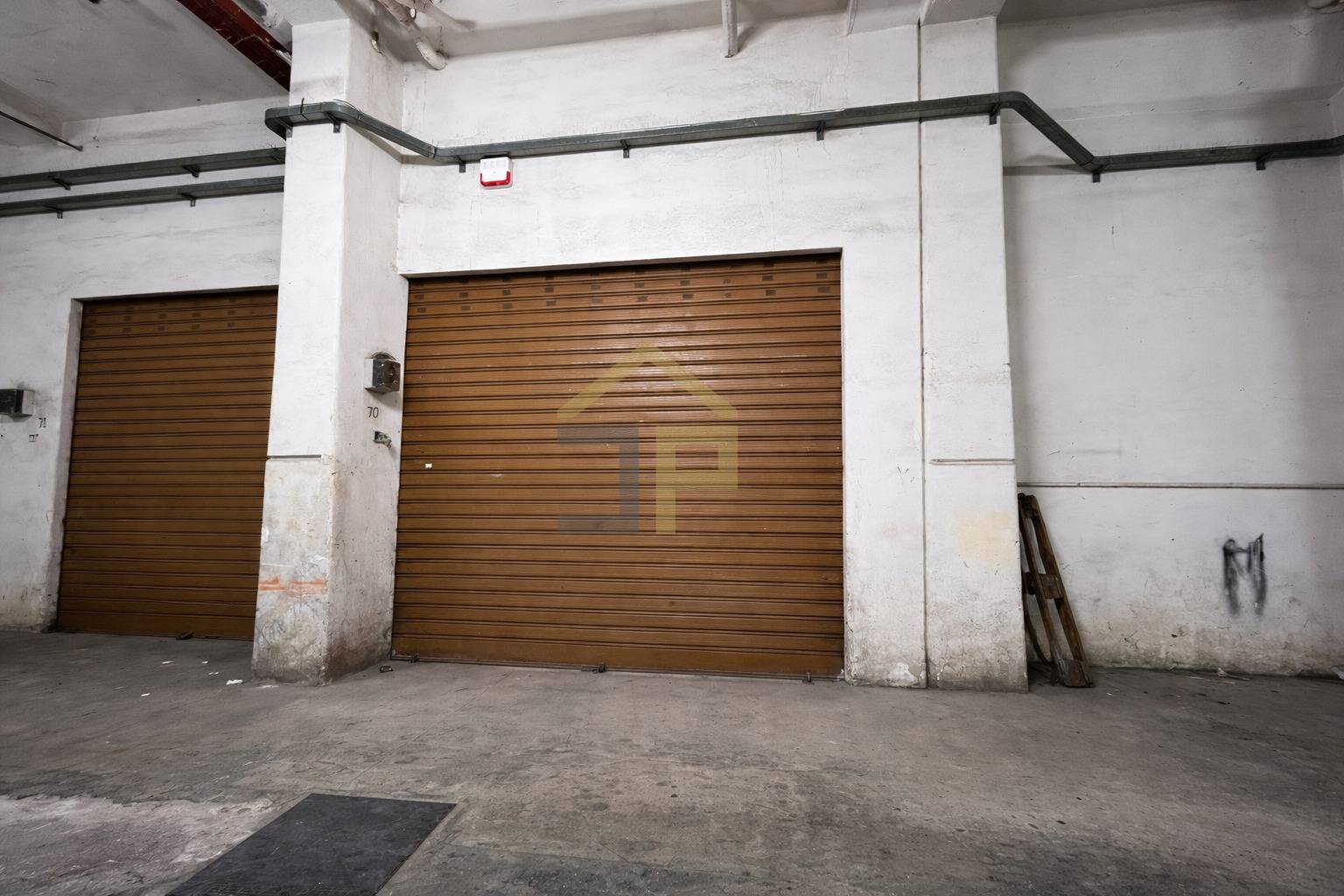 Magazzino in vendita a Palermo, Acqua dei Corsari